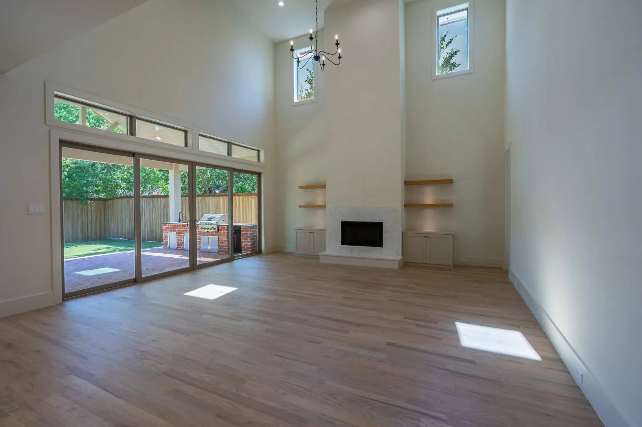 Single Family Residence For Sale in Dallas County , 3250 Lancelot Drive, Dallas, Texas 75229, 5 Bedroom, 7 Bathroom, 2 Garage spaces, 4,667 Sqft, built in 2024, mls#21369245, Real Estate Agent in Dallas, Homes For Sale in Dallas county, Homes For Sale in Dallas, Realtor in Dallas Texas, Real Estate Brokerage Independent Realty Texas, Luminita Cordes Realtor