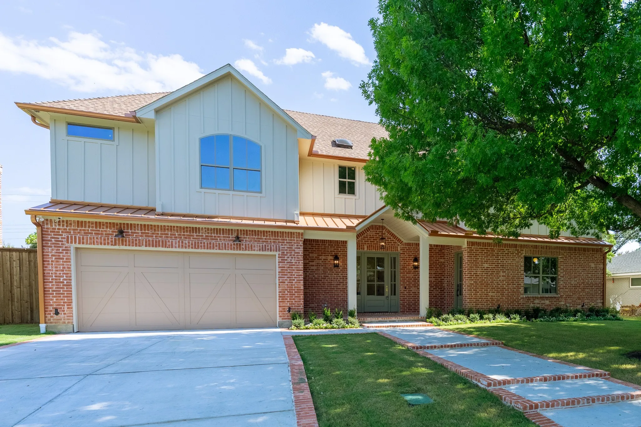 Single Family Residence For Sale in Dallas County , 3250 Lancelot Drive, Dallas, Texas 75229, 5 Bedroom, 7 Bathroom, 2 Garage spaces, 4,667 Sqft, built in 2024, mls#21369245, Real Estate Agent in Dallas, Homes For Sale in Dallas county, Homes For Sale in Dallas, Realtor in Dallas Texas, Real Estate Brokerage Independent Realty Texas, Luminita Cordes Realtor