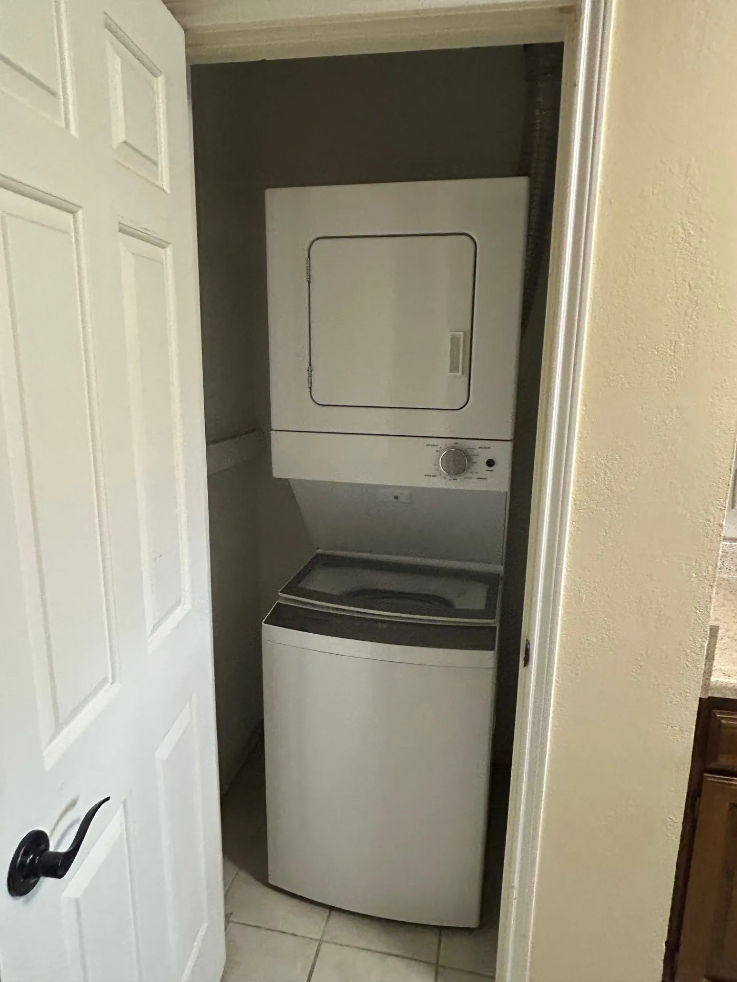 Whirlpool Washer & Dryer units
