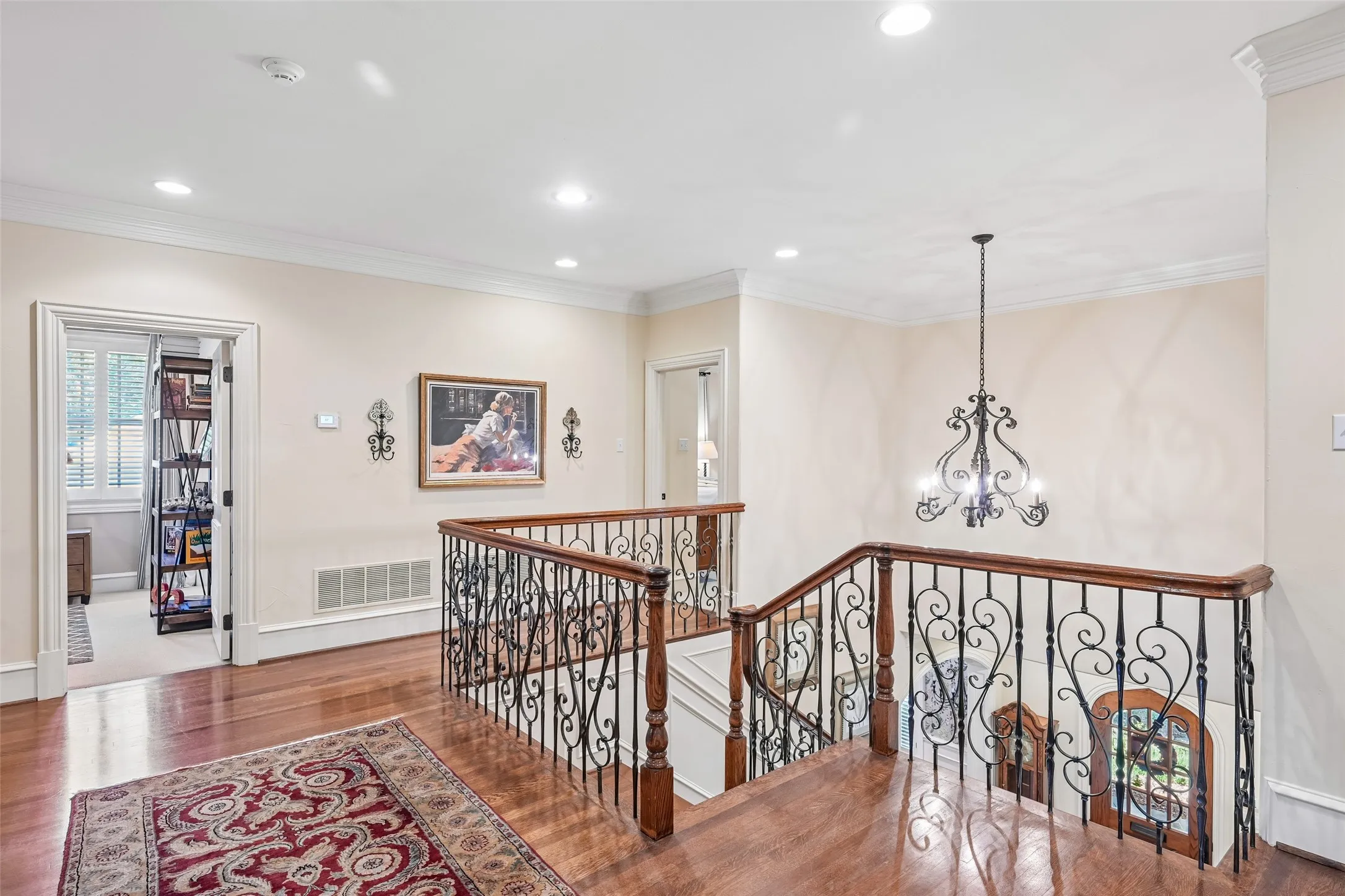 Single Family Residence For Sale in Dallas County , 3133 Purdue Avenue, University Park, Texas 75225, 5 Bedroom, 8 Bathroom, 2 Garage spaces, 6,376 Sqft, built in 2001, mls#21372986, Real Estate Agent in University Park, Homes For Sale in Dallas county, Homes For Sale in University Park, Realtor in University Park Texas, Real Estate Brokerage Independent Realty Texas, Luminita Cordes Realtor