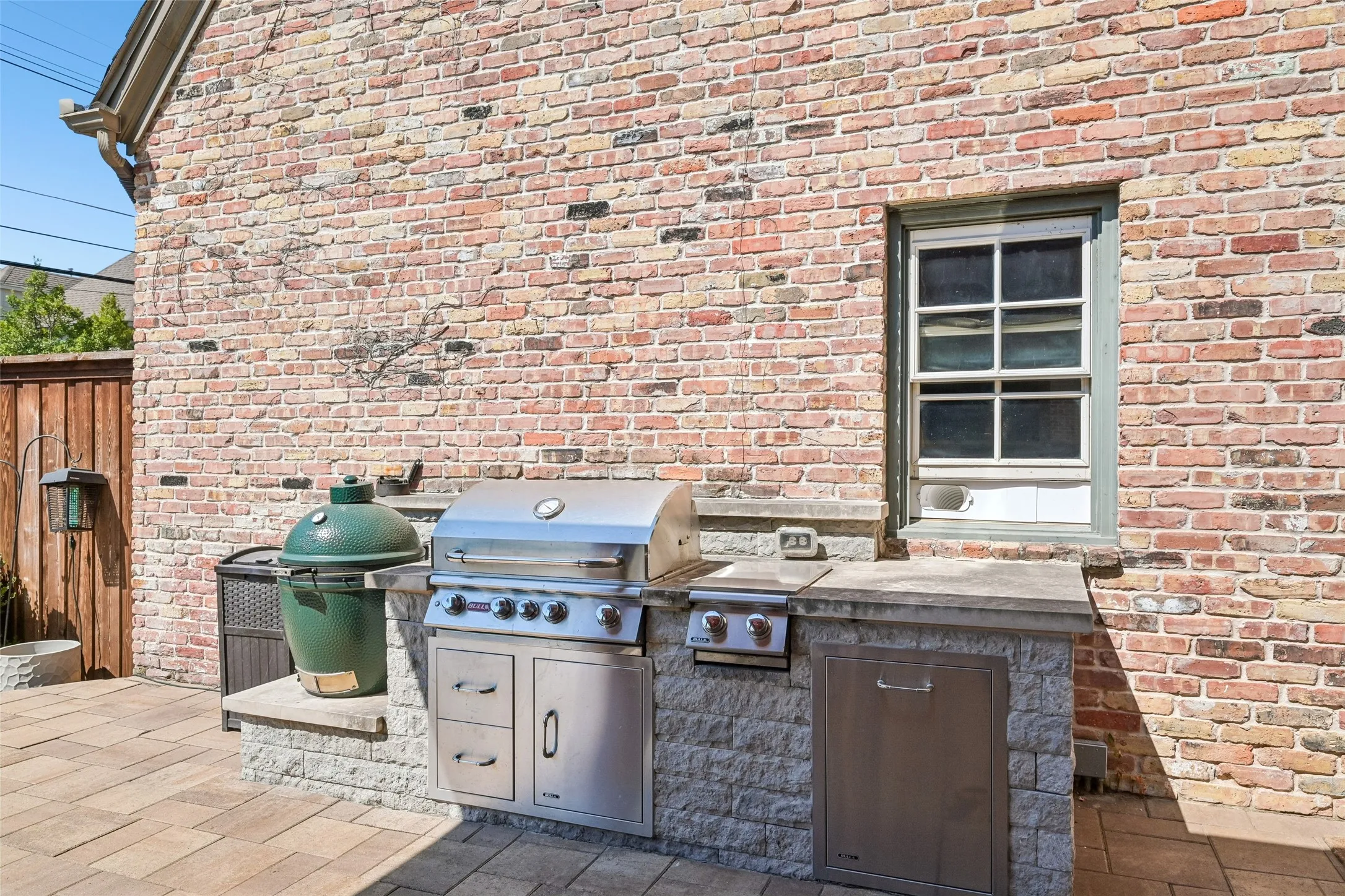 Single Family Residence For Sale in Dallas County , 3133 Purdue Avenue, University Park, Texas 75225, 5 Bedroom, 8 Bathroom, 2 Garage spaces, 6,376 Sqft, built in 2001, mls#21372986, Real Estate Agent in University Park, Homes For Sale in Dallas county, Homes For Sale in University Park, Realtor in University Park Texas, Real Estate Brokerage Independent Realty Texas, Luminita Cordes Realtor