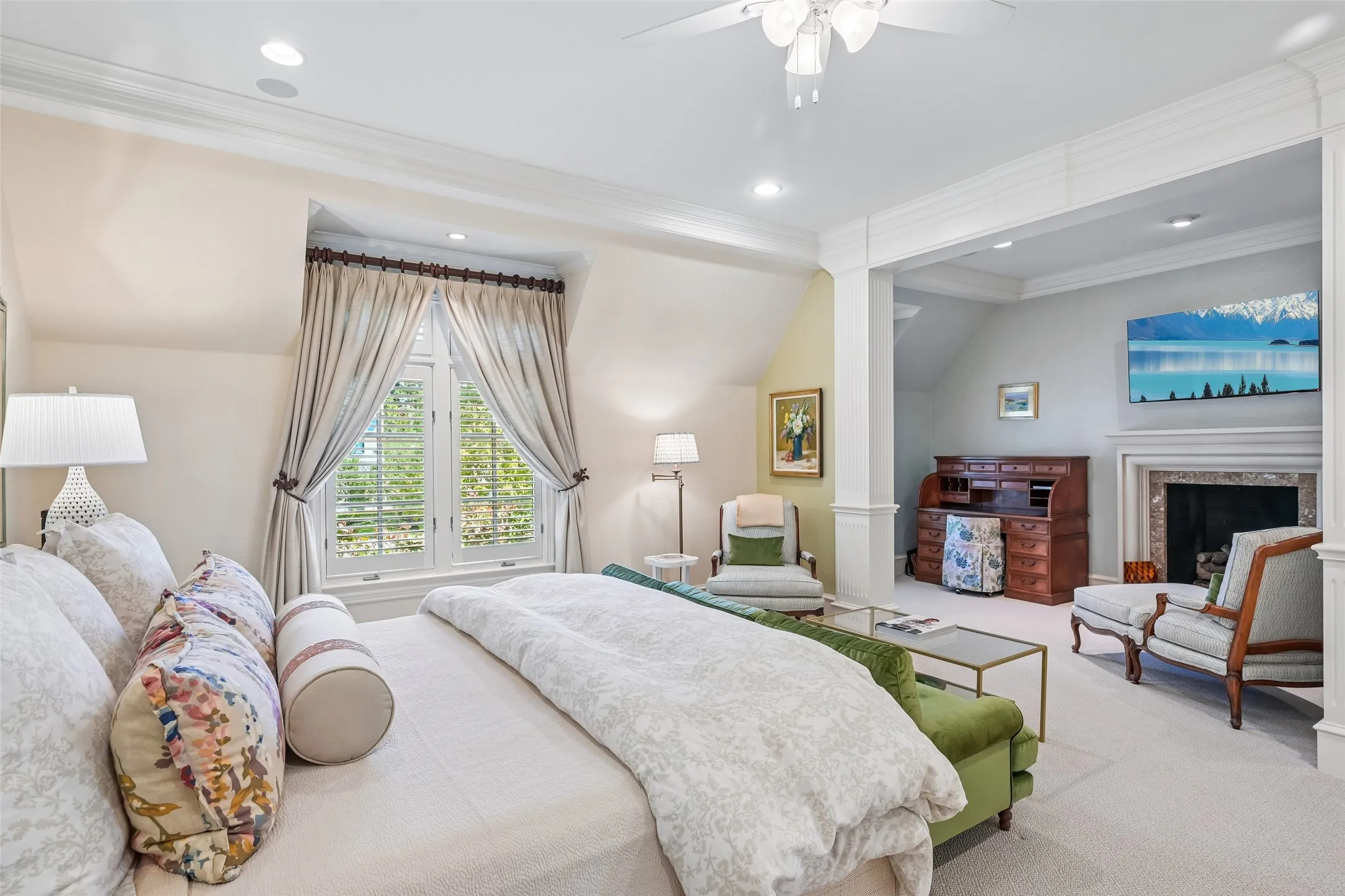 Single Family Residence For Sale in Dallas County , 3133 Purdue Avenue, University Park, Texas 75225, 5 Bedroom, 8 Bathroom, 2 Garage spaces, 6,376 Sqft, built in 2001, mls#21372986, Real Estate Agent in University Park, Homes For Sale in Dallas county, Homes For Sale in University Park, Realtor in University Park Texas, Real Estate Brokerage Independent Realty Texas, Luminita Cordes Realtor