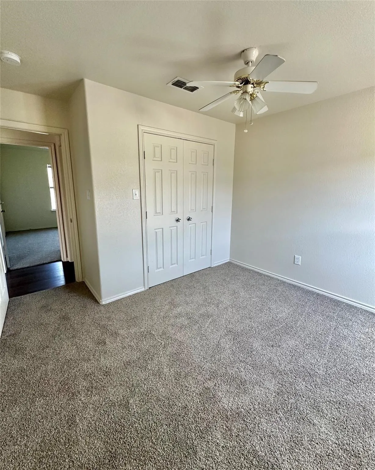 Apartment For Rent in Parker County , 130 Sunburst Court 132, Weatherford, Texas 76087, 3 Bedroom, 2 Bathroom, Garage spaces, 1,093 Sqft, built in 2009, mls#21350602, Real Estate Agent in Weatherford, Homes For Rent in Parker county, Homes For Rent in Weatherford, Realtor in Weatherford Texas, Real Estate Brokerage Independent Realty Texas, Luminita Cordes Realtor