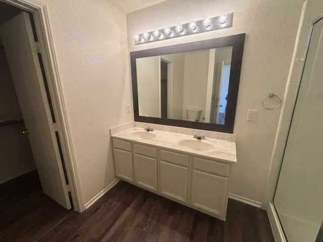 Single Family Residence For Rent in Johnson County , 1024 Carlin Lane, Burleson, Texas 76028, 4 Bedroom, 2 Bathroom, 2 Garage spaces, 1,664 Sqft, built in 2003, mls#21376262, Real Estate Agent in Burleson, Homes For Rent in Johnson county, Homes For Rent in Burleson, Realtor in Burleson Texas, Real Estate Brokerage Independent Realty Texas, Luminita Cordes Realtor