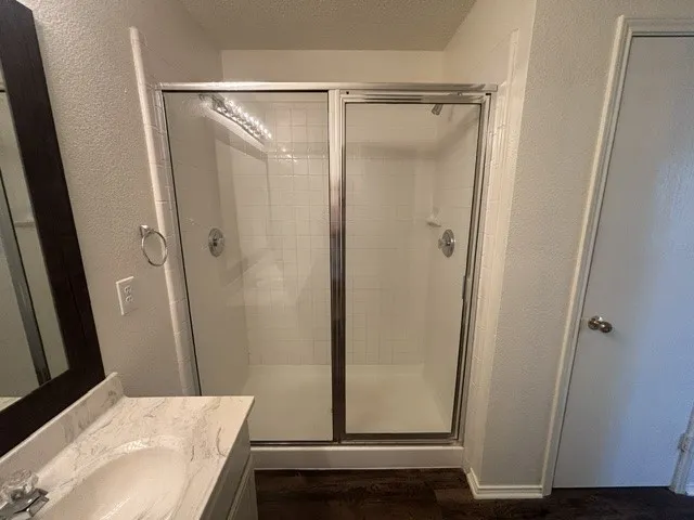Single Family Residence For Rent in Johnson County , 1024 Carlin Lane, Burleson, Texas 76028, 4 Bedroom, 2 Bathroom, 2 Garage spaces, 1,664 Sqft, built in 2003, mls#21376262, Real Estate Agent in Burleson, Homes For Rent in Johnson county, Homes For Rent in Burleson, Realtor in Burleson Texas, Real Estate Brokerage Independent Realty Texas, Luminita Cordes Realtor
