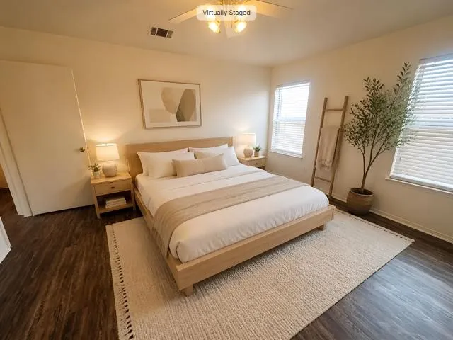 Single Family Residence For Rent in Johnson County , 1024 Carlin Lane, Burleson, Texas 76028, 4 Bedroom, 2 Bathroom, 2 Garage spaces, 1,664 Sqft, built in 2003, mls#21376262, Real Estate Agent in Burleson, Homes For Rent in Johnson county, Homes For Rent in Burleson, Realtor in Burleson Texas, Real Estate Brokerage Independent Realty Texas, Luminita Cordes Realtor