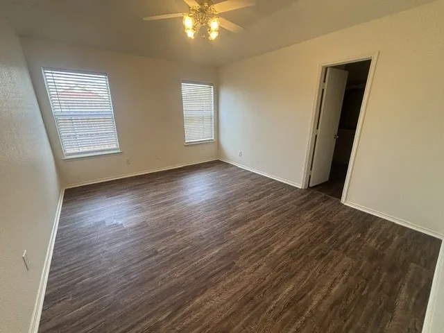 Single Family Residence For Rent in Johnson County , 1024 Carlin Lane, Burleson, Texas 76028, 4 Bedroom, 2 Bathroom, 2 Garage spaces, 1,664 Sqft, built in 2003, mls#21376262, Real Estate Agent in Burleson, Homes For Rent in Johnson county, Homes For Rent in Burleson, Realtor in Burleson Texas, Real Estate Brokerage Independent Realty Texas, Luminita Cordes Realtor