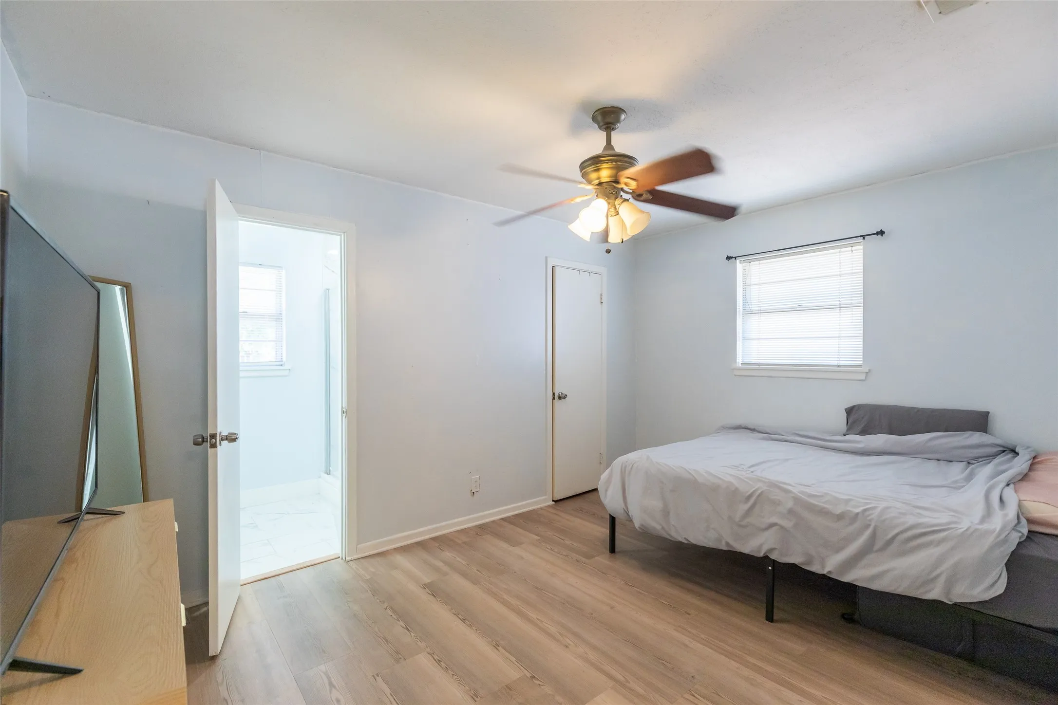 Single Family Residence For Sale in Taylor County , 5310 Alamo Drive, Abilene, Texas 79605, 3 Bedroom, 2 Bathroom, 2 Garage spaces, 1,187 Sqft, built in 1971, mls#21374709, Real Estate Agent in Abilene, Homes For Sale in Taylor county, Homes For Sale in Abilene, Realtor in Abilene Texas, Real Estate Brokerage Independent Realty Texas, Luminita Cordes Realtor