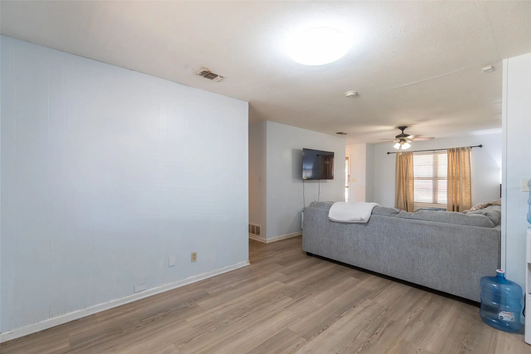 Single Family Residence For Sale in Taylor County , 5310 Alamo Drive, Abilene, Texas 79605, 3 Bedroom, 2 Bathroom, 2 Garage spaces, 1,187 Sqft, built in 1971, mls#21374709, Real Estate Agent in Abilene, Homes For Sale in Taylor county, Homes For Sale in Abilene, Realtor in Abilene Texas, Real Estate Brokerage Independent Realty Texas, Luminita Cordes Realtor