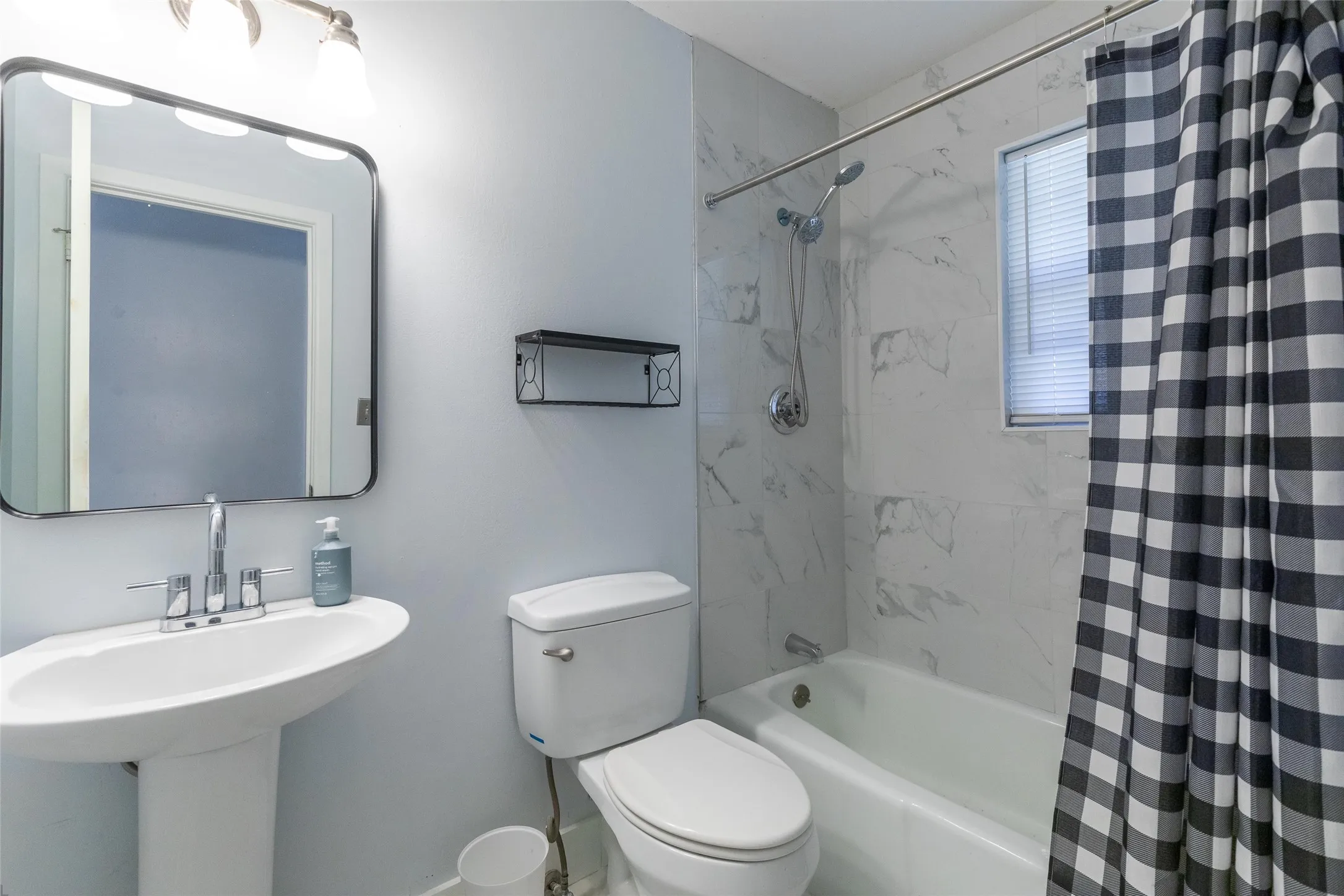 Single Family Residence For Sale in Taylor County , 5310 Alamo Drive, Abilene, Texas 79605, 3 Bedroom, 2 Bathroom, 2 Garage spaces, 1,187 Sqft, built in 1971, mls#21374709, Real Estate Agent in Abilene, Homes For Sale in Taylor county, Homes For Sale in Abilene, Realtor in Abilene Texas, Real Estate Brokerage Independent Realty Texas, Luminita Cordes Realtor