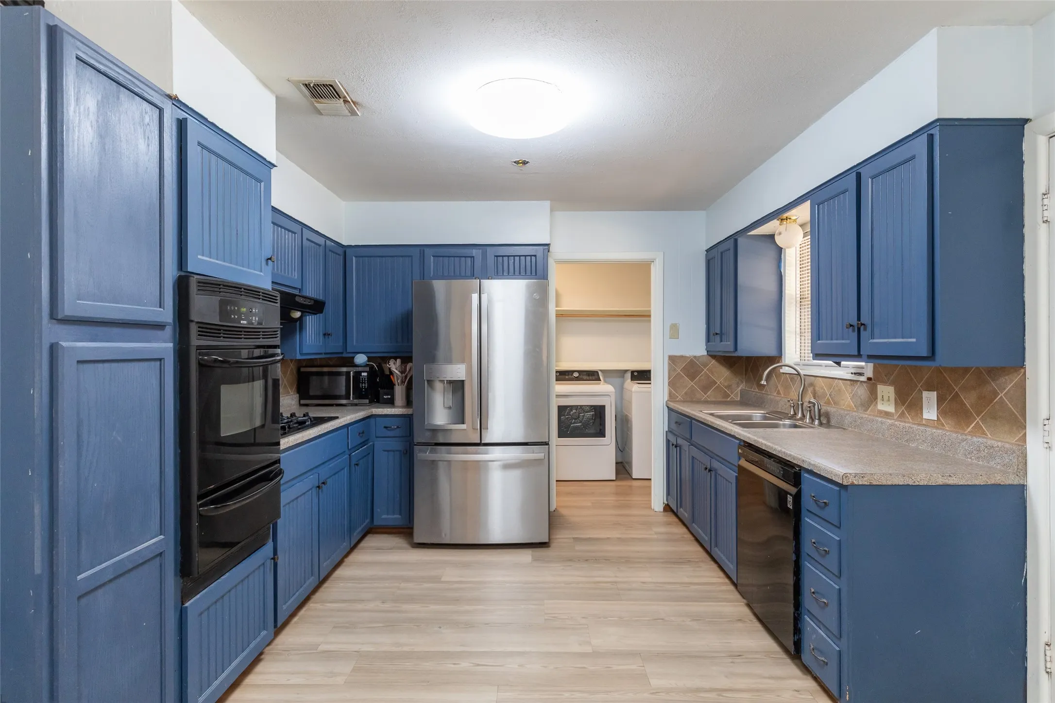 Single Family Residence For Sale in Taylor County , 5310 Alamo Drive, Abilene, Texas 79605, 3 Bedroom, 2 Bathroom, 2 Garage spaces, 1,187 Sqft, built in 1971, mls#21374709, Real Estate Agent in Abilene, Homes For Sale in Taylor county, Homes For Sale in Abilene, Realtor in Abilene Texas, Real Estate Brokerage Independent Realty Texas, Luminita Cordes Realtor