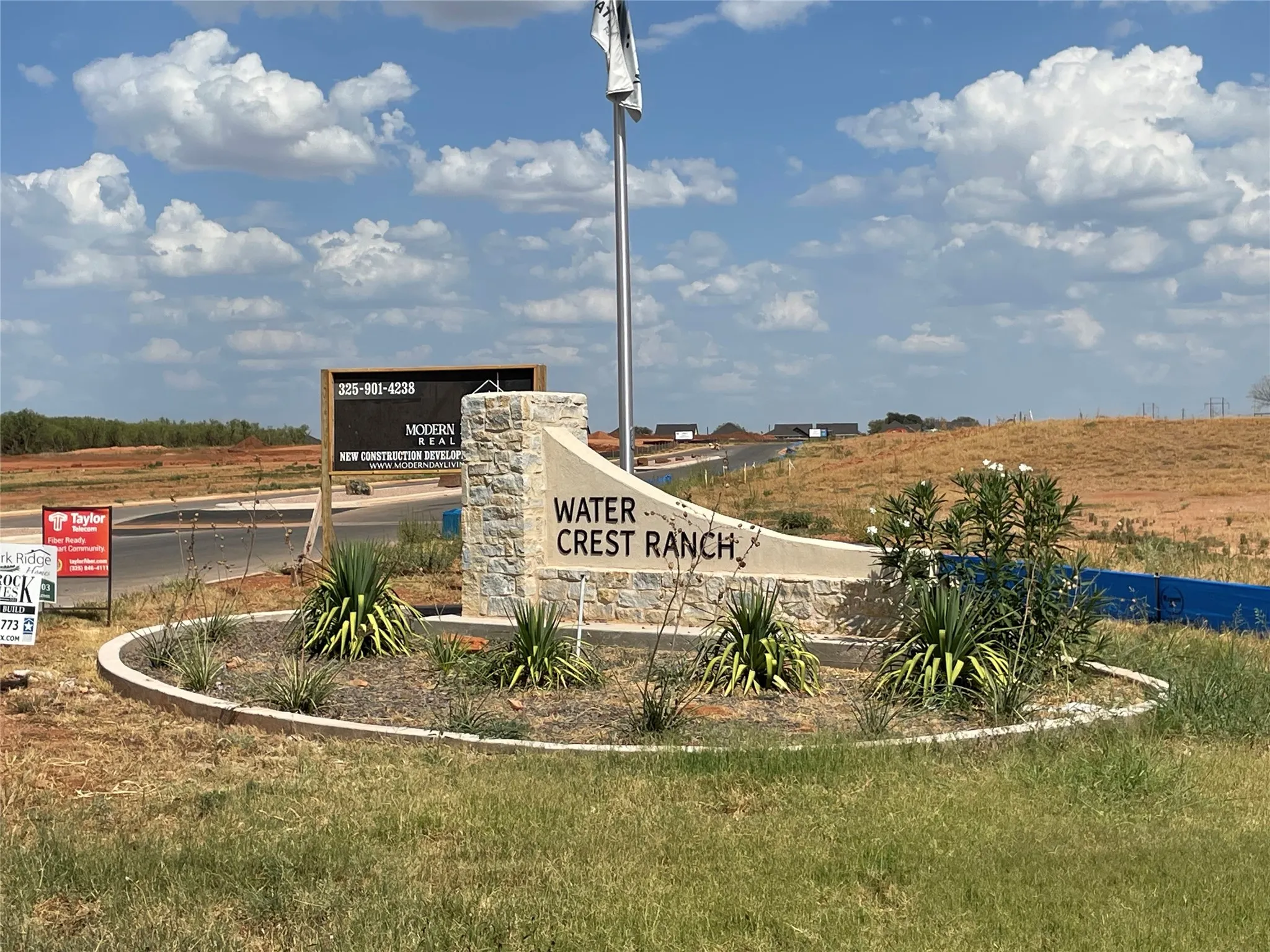 COMMUNITY ENTRANCE