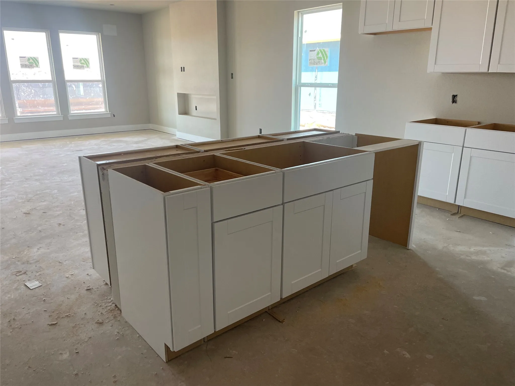 KITCHEN ISLAND