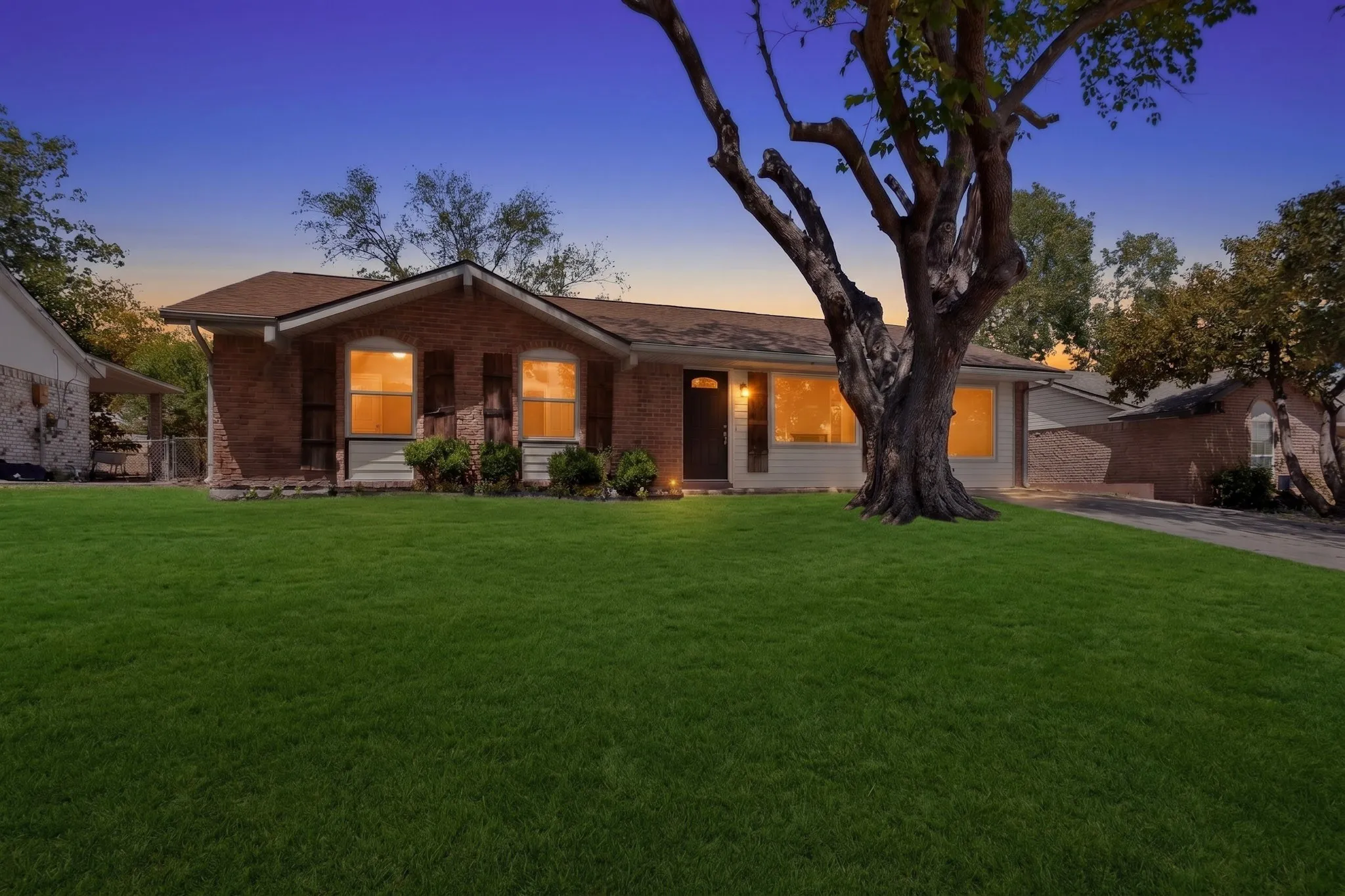 Single Family Residence For Sale in Dallas County , 501 Starling Drive, Mesquite, Texas 75149, 3 Bedroom, 2 Bathroom, Garage spaces, 1,304 Sqft, built in 1970, mls#21360046, Real Estate Agent in Mesquite, Homes For Sale in Dallas county, Homes For Sale in Mesquite, Realtor in Mesquite Texas, Real Estate Brokerage Independent Realty Texas, Luminita Cordes Realtor