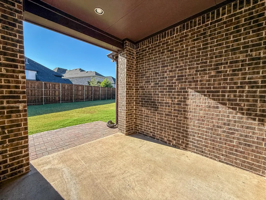 Single Family Residence For Rent in Denton County , 2100 Grant Park Way, Prosper, Texas 75078, 3 Bedroom, 2 Bathroom, 2 Garage spaces, 1,905 Sqft, built in 2017, mls#21375159, Real Estate Agent in Prosper, Homes For Rent in Denton county, Homes For Rent in Prosper, Realtor in Prosper Texas, Real Estate Brokerage Independent Realty Texas, Luminita Cordes Realtor