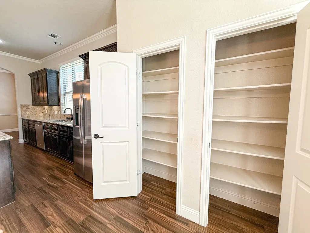 Single Family Residence For Rent in Denton County , 2100 Grant Park Way, Prosper, Texas 75078, 3 Bedroom, 2 Bathroom, 2 Garage spaces, 1,905 Sqft, built in 2017, mls#21375159, Real Estate Agent in Prosper, Homes For Rent in Denton county, Homes For Rent in Prosper, Realtor in Prosper Texas, Real Estate Brokerage Independent Realty Texas, Luminita Cordes Realtor