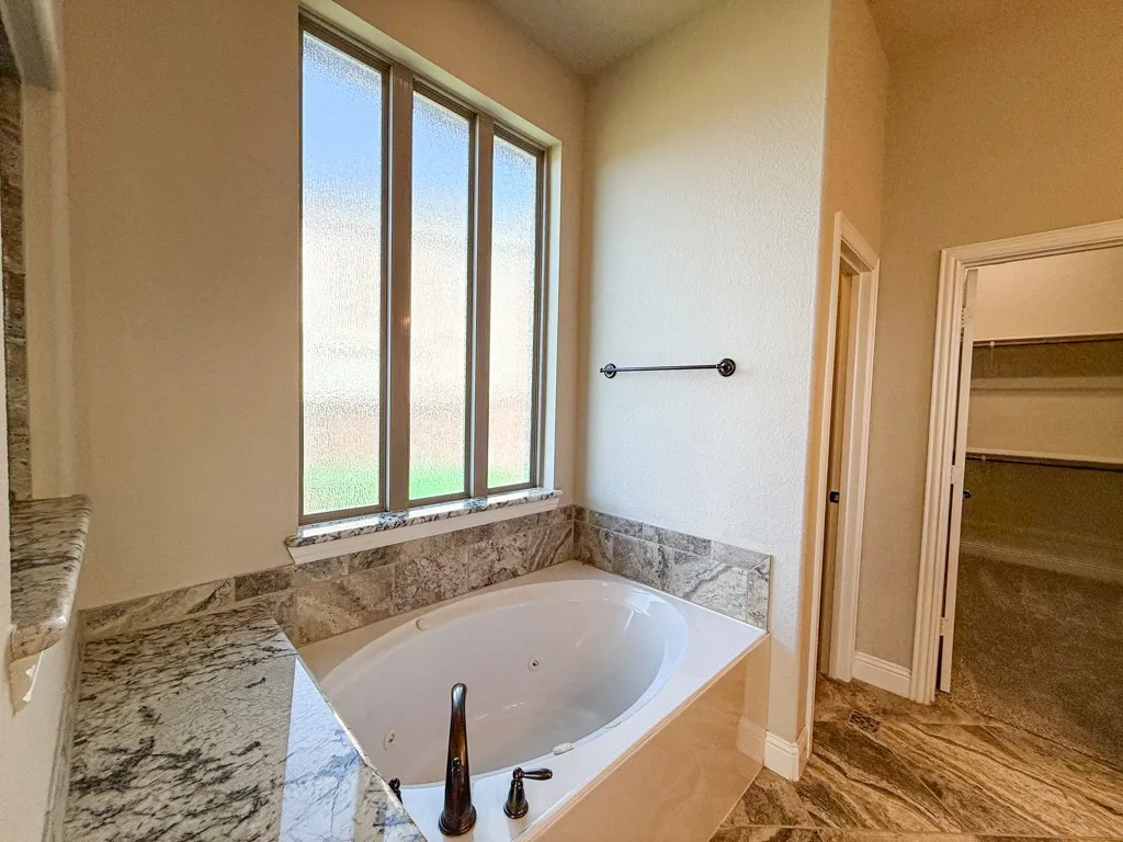 Single Family Residence For Rent in Denton County , 2100 Grant Park Way, Prosper, Texas 75078, 3 Bedroom, 2 Bathroom, 2 Garage spaces, 1,905 Sqft, built in 2017, mls#21375159, Real Estate Agent in Prosper, Homes For Rent in Denton county, Homes For Rent in Prosper, Realtor in Prosper Texas, Real Estate Brokerage Independent Realty Texas, Luminita Cordes Realtor