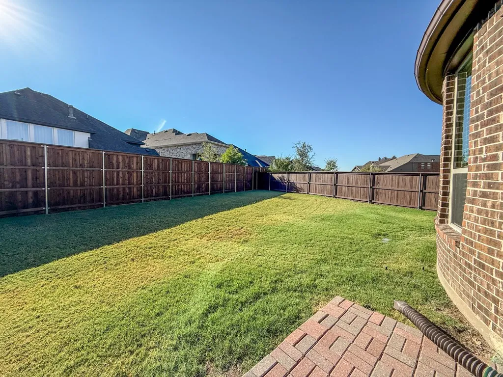 Single Family Residence For Rent in Denton County , 2100 Grant Park Way, Prosper, Texas 75078, 3 Bedroom, 2 Bathroom, 2 Garage spaces, 1,905 Sqft, built in 2017, mls#21375159, Real Estate Agent in Prosper, Homes For Rent in Denton county, Homes For Rent in Prosper, Realtor in Prosper Texas, Real Estate Brokerage Independent Realty Texas, Luminita Cordes Realtor
