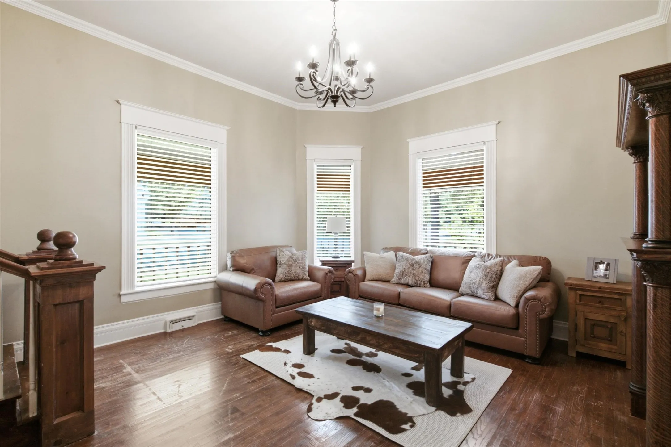 Single Family Residence For Sale in Young County , 700 Cherry Street, Graham, Texas 76450, 5 Bedroom, 4 Bathroom, 2 Garage spaces, 4,322 Sqft, built in 1901, mls#21375576, Real Estate Agent in Graham, Homes For Sale in Young county, Homes For Sale in Graham, Realtor in Graham Texas, Real Estate Brokerage Independent Realty Texas, Luminita Cordes Realtor