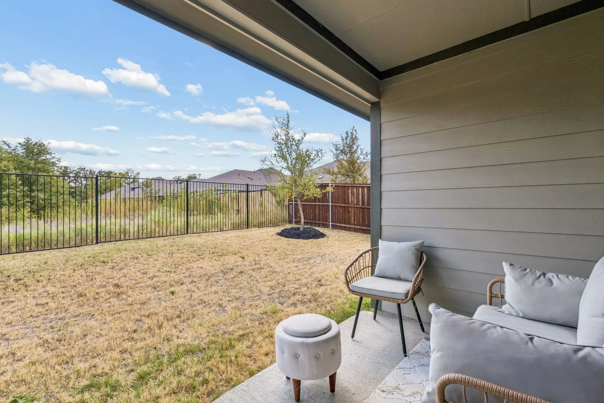 Single Family Residence For Sale in Denton County , 13208 Rich Lane, Providence Village, Texas 76227, 3 Bedroom, 2 Bathroom, 2 Garage spaces, 1,566 Sqft, built in 2024, mls#21375829, Real Estate Agent in Providence Village, Homes For Sale in Denton county, Homes For Sale in Providence Village, Realtor in Providence Village Texas, Real Estate Brokerage Independent Realty Texas, Luminita Cordes Realtor