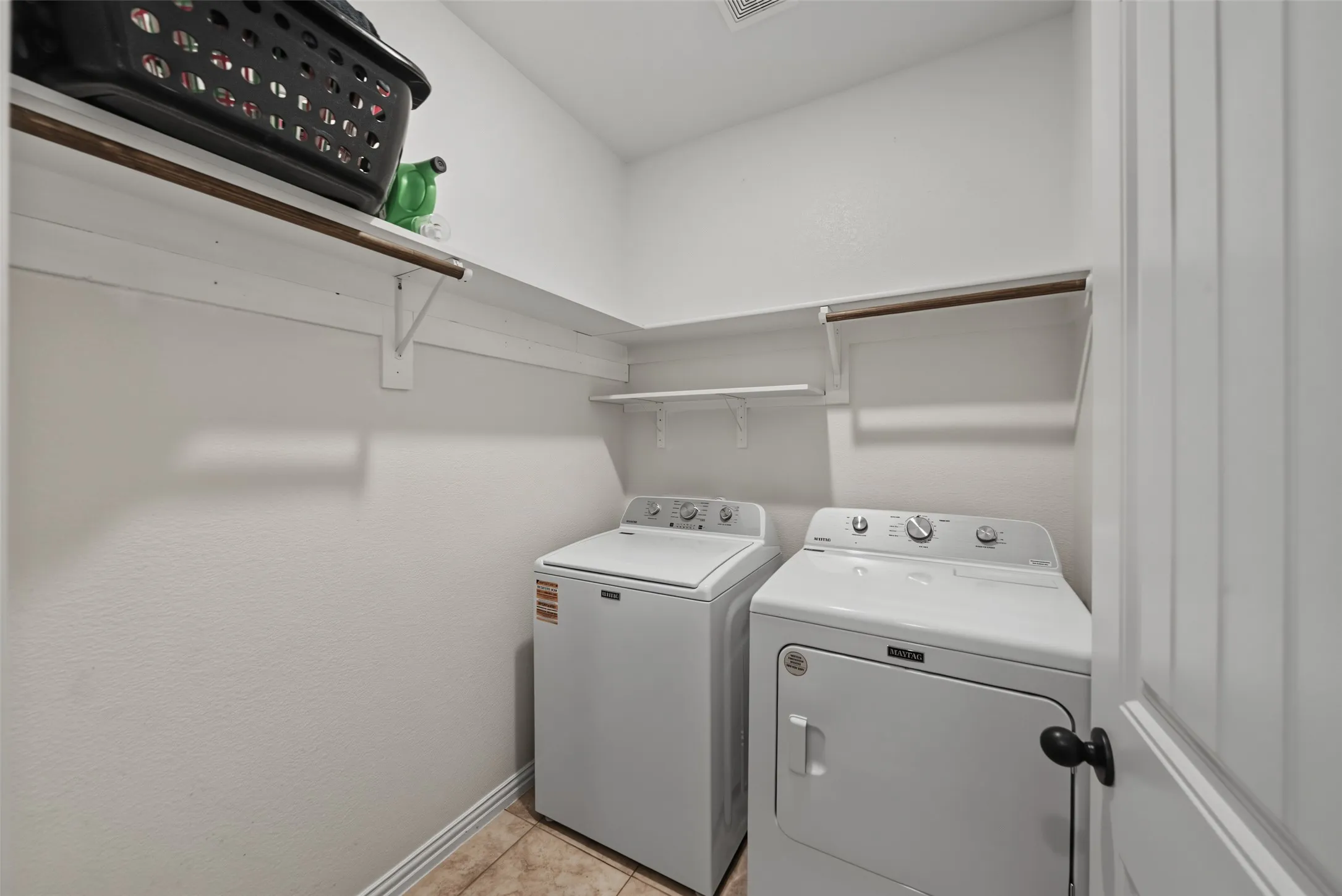 Single Family Residence For Sale in Wise County , 1268 County Road 4797, Springtown, Texas 76082, 4 Bedroom, 2 Bathroom, 2 Garage spaces, 2,139 Sqft, built in 2020, mls#21376194, Real Estate Agent in Springtown, Homes For Sale in Wise county, Homes For Sale in Springtown, Realtor in Springtown Texas, Real Estate Brokerage Independent Realty Texas, Luminita Cordes Realtor