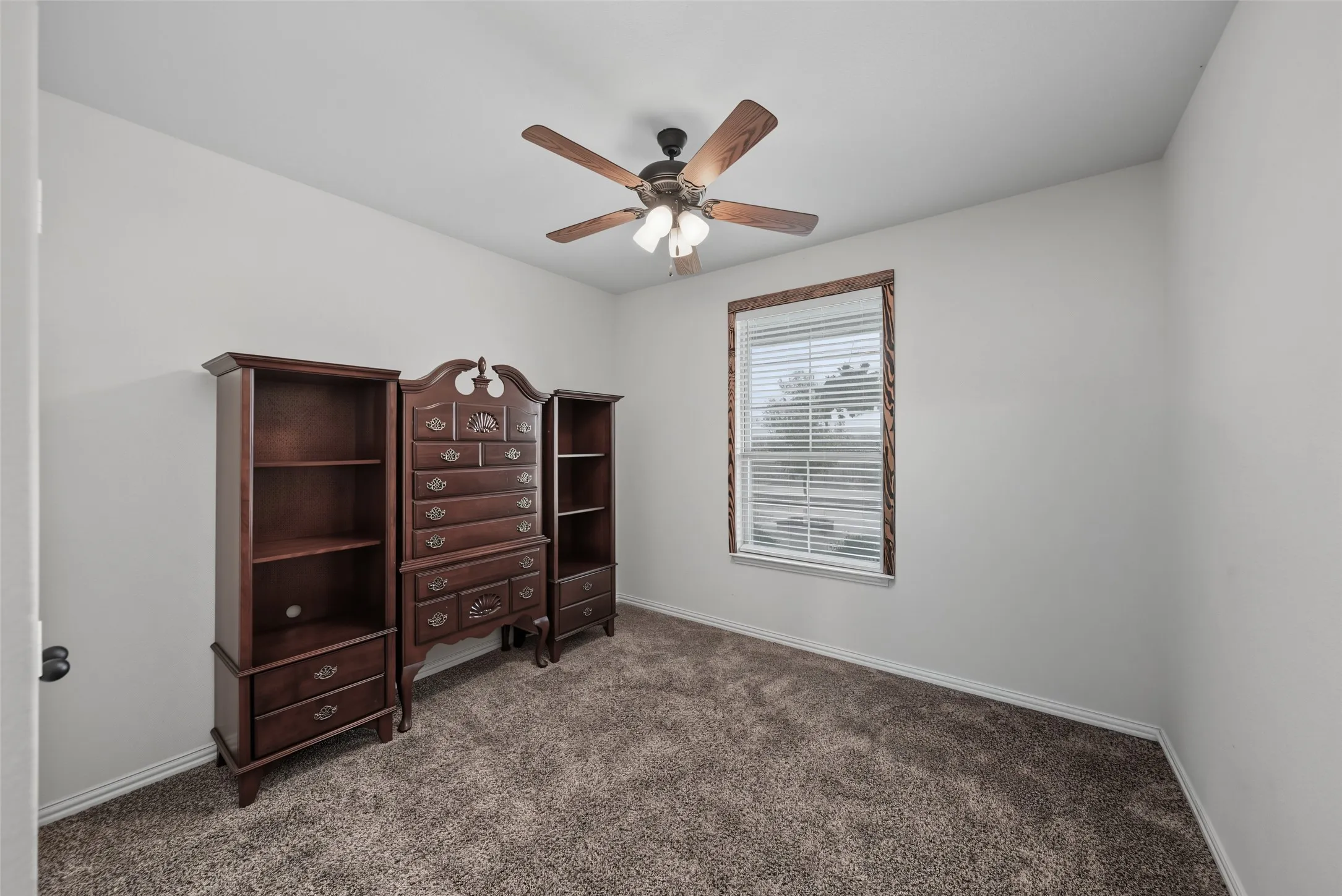 Single Family Residence For Sale in Wise County , 1268 County Road 4797, Springtown, Texas 76082, 4 Bedroom, 2 Bathroom, 2 Garage spaces, 2,139 Sqft, built in 2020, mls#21376194, Real Estate Agent in Springtown, Homes For Sale in Wise county, Homes For Sale in Springtown, Realtor in Springtown Texas, Real Estate Brokerage Independent Realty Texas, Luminita Cordes Realtor