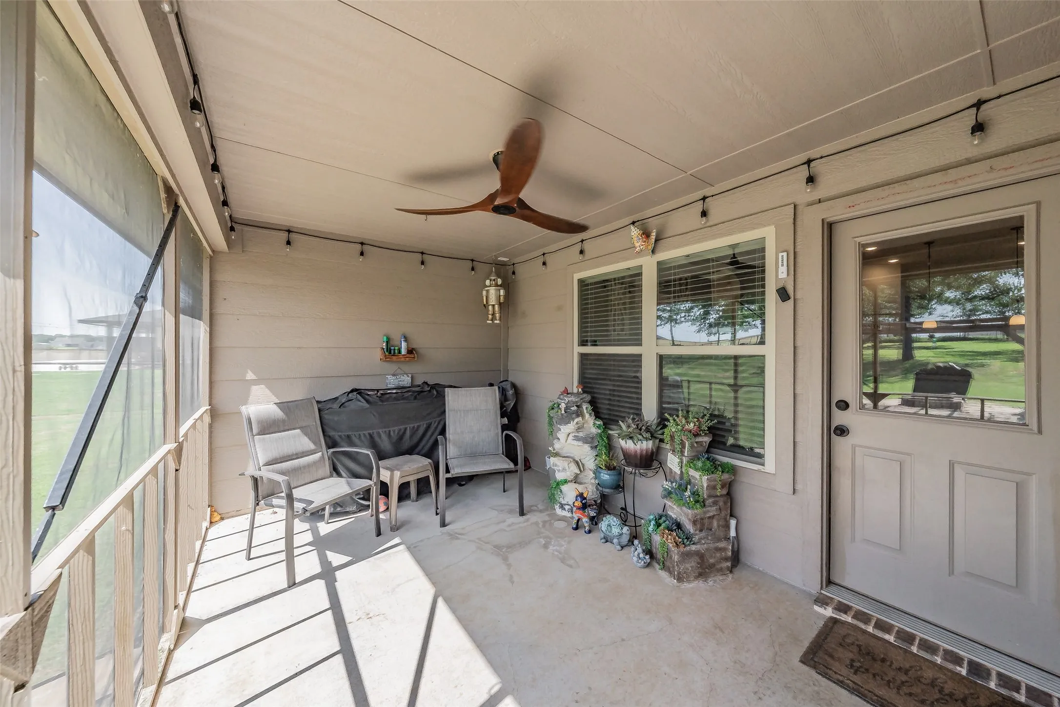 Single Family Residence For Sale in Wise County , 1268 County Road 4797, Springtown, Texas 76082, 4 Bedroom, 2 Bathroom, 2 Garage spaces, 2,139 Sqft, built in 2020, mls#21376194, Real Estate Agent in Springtown, Homes For Sale in Wise county, Homes For Sale in Springtown, Realtor in Springtown Texas, Real Estate Brokerage Independent Realty Texas, Luminita Cordes Realtor