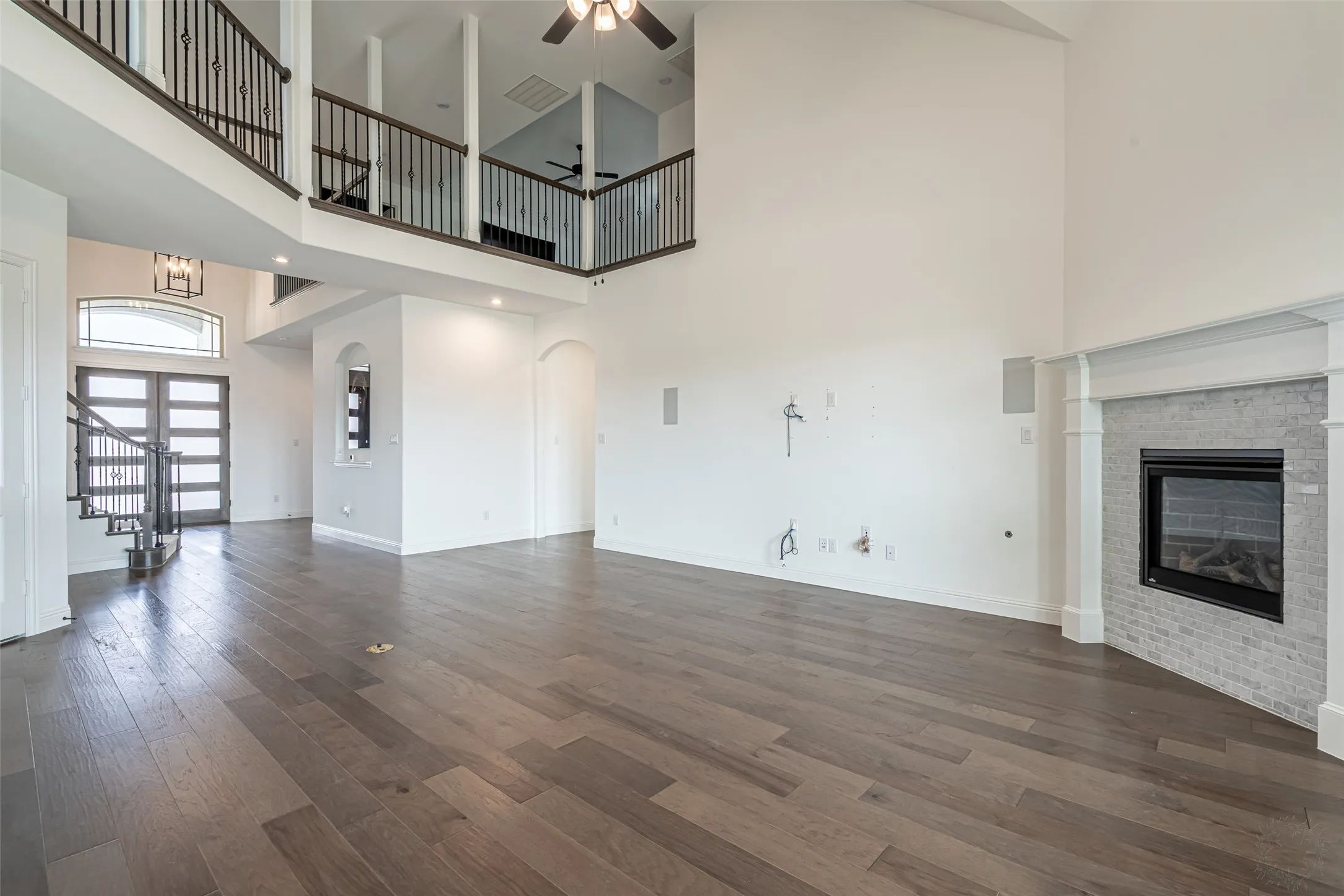 Single Family Residence For Rent in Tarrant County , 4109 Frontera Vista Drive, Fort Worth, Texas 76179, 5 Bedroom, 4 Bathroom, 3 Garage spaces, 4,650 Sqft, built in 2022, mls#21374507, Real Estate Agent in Fort Worth, Homes For Rent in Tarrant county, Homes For Rent in Fort Worth, Realtor in Fort Worth Texas, Real Estate Brokerage Independent Realty Texas, Luminita Cordes Realtor