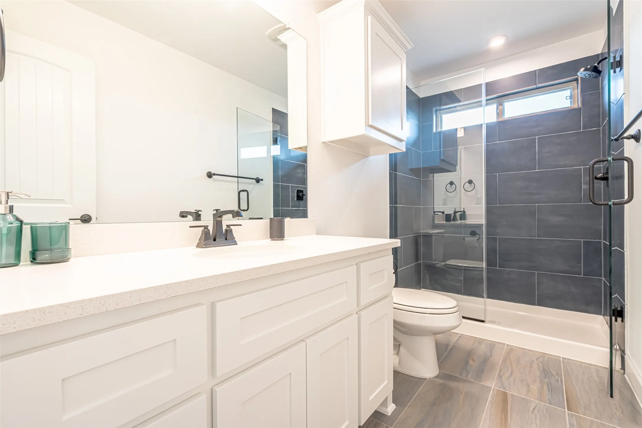 Single Family Residence For Rent in Tarrant County , 4109 Frontera Vista Drive, Fort Worth, Texas 76179, 5 Bedroom, 4 Bathroom, 3 Garage spaces, 4,650 Sqft, built in 2022, mls#21374507, Real Estate Agent in Fort Worth, Homes For Rent in Tarrant county, Homes For Rent in Fort Worth, Realtor in Fort Worth Texas, Real Estate Brokerage Independent Realty Texas, Luminita Cordes Realtor