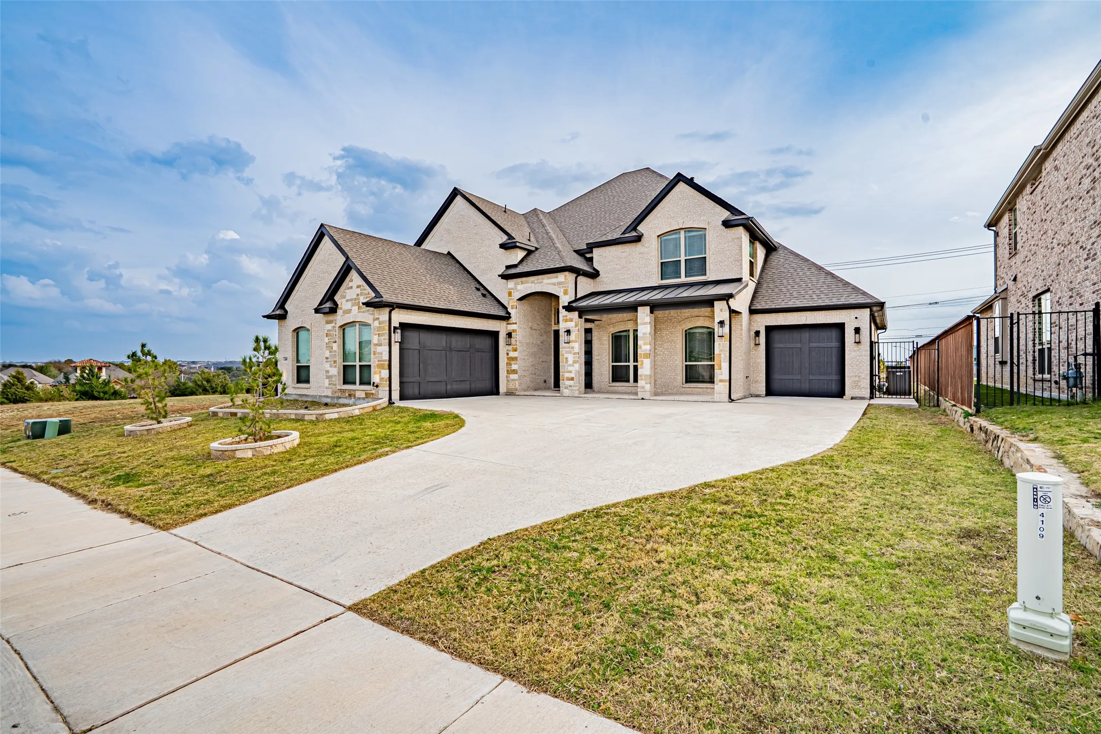 Single Family Residence For Rent in Tarrant County , 4109 Frontera Vista Drive, Fort Worth, Texas 76179, 5 Bedroom, 4 Bathroom, 3 Garage spaces, 4,650 Sqft, built in 2022, mls#21374507, Real Estate Agent in Fort Worth, Homes For Rent in Tarrant county, Homes For Rent in Fort Worth, Realtor in Fort Worth Texas, Real Estate Brokerage Independent Realty Texas, Luminita Cordes Realtor