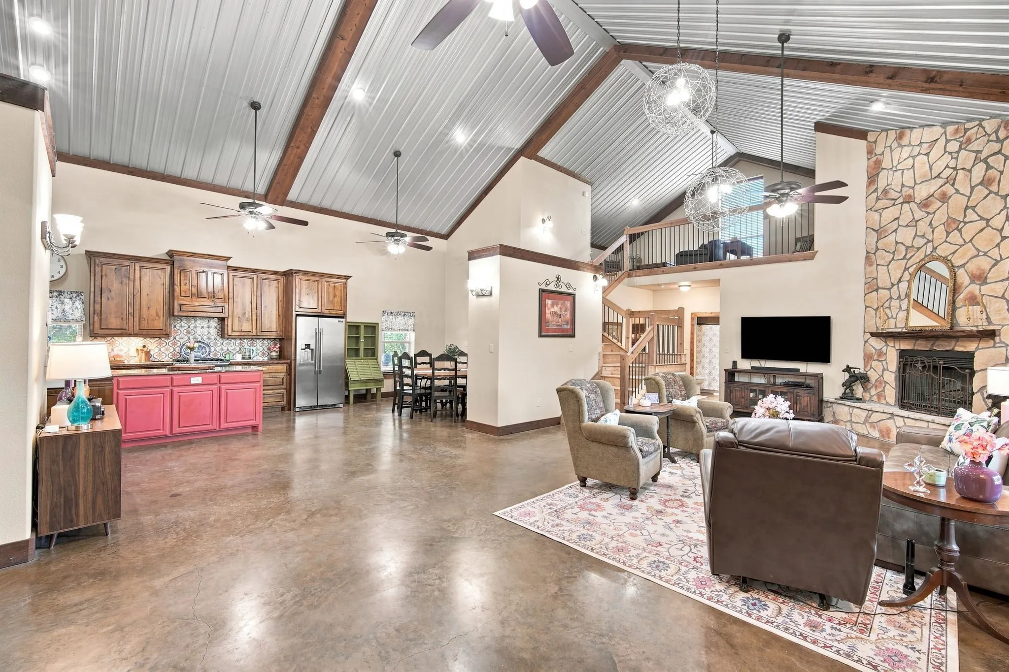 Single Family Residence For Sale in Bosque County , 259 County Road 1409, Morgan, Texas 76671, 3 Bedroom, 3 Bathroom, 2 Garage spaces, 2,544 Sqft, built in 2014, mls#21374299, Real Estate Agent in Morgan, Homes For Sale in Bosque county, Homes For Sale in Morgan, Realtor in Morgan Texas, Real Estate Brokerage Independent Realty Texas, Luminita Cordes Realtor