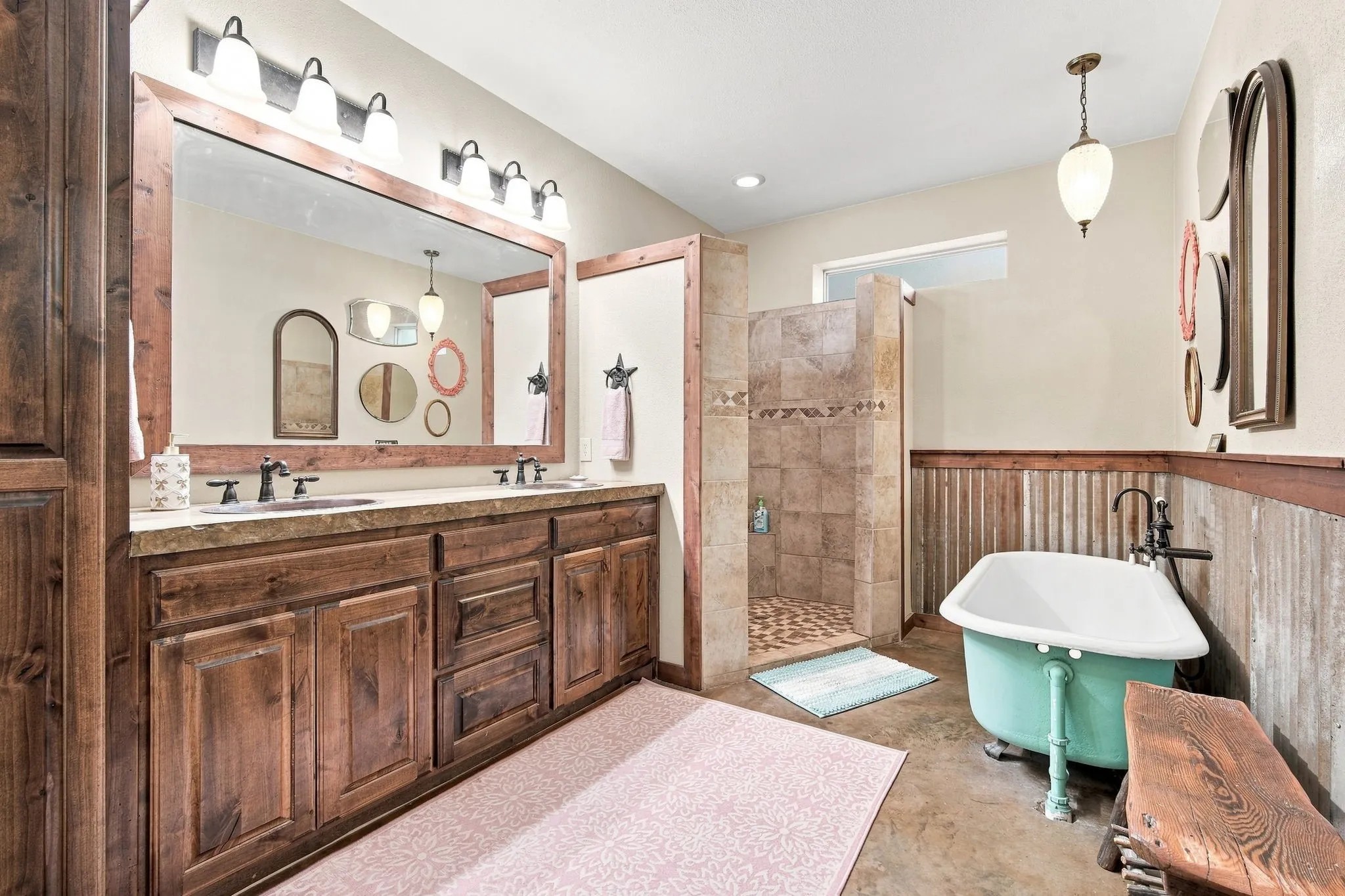 Single Family Residence For Sale in Bosque County , 259 County Road 1409, Morgan, Texas 76671, 3 Bedroom, 3 Bathroom, 2 Garage spaces, 2,544 Sqft, built in 2014, mls#21374299, Real Estate Agent in Morgan, Homes For Sale in Bosque county, Homes For Sale in Morgan, Realtor in Morgan Texas, Real Estate Brokerage Independent Realty Texas, Luminita Cordes Realtor
