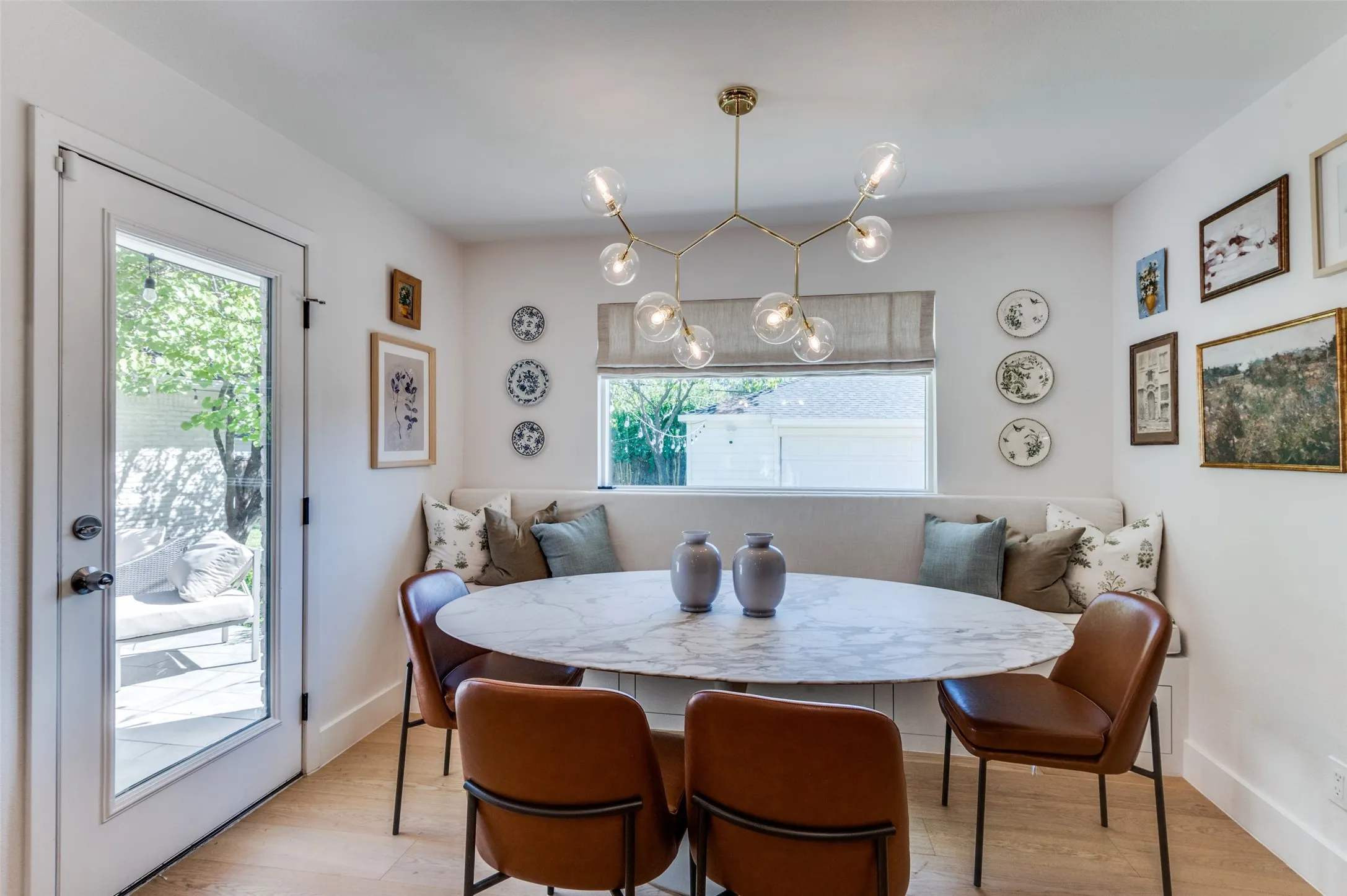 Single Family Residence For Rent in Dallas County , 6920 Winchester Street, Dallas, Texas 75231, 3 Bedroom, 3 Bathroom, 2 Garage spaces, 2,117 Sqft, built in 1957, mls#21376211, Real Estate Agent in Dallas, Homes For Rent in Dallas county, Homes For Rent in Dallas, Realtor in Dallas Texas, Real Estate Brokerage Independent Realty Texas, Luminita Cordes Realtor