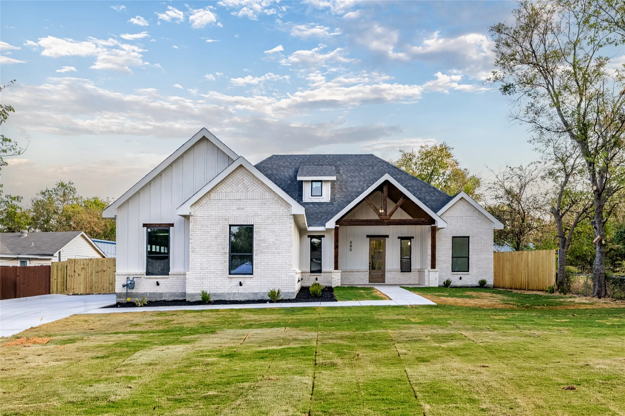 Single Family Residence For Sale in Tarrant County , 5805 Graham Street, Sansom Park, Texas 76114, 4 Bedroom, 2 Bathroom, 2 Garage spaces, 1,990 Sqft, built in 2026, mls#21376304, Real Estate Agent in Sansom Park, Homes For Sale in Tarrant county, Homes For Sale in Sansom Park, Realtor in Sansom Park Texas, Real Estate Brokerage Independent Realty Texas, Luminita Cordes Realtor