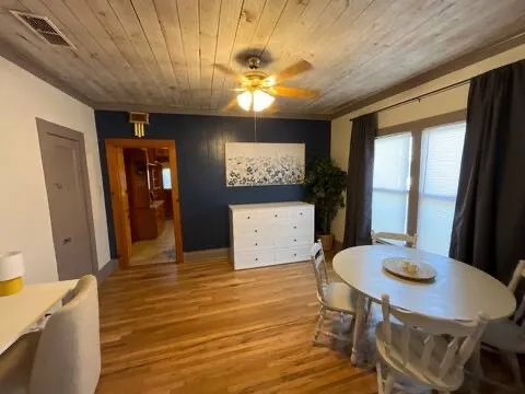 Single Family Residence For Rent in Taylor County , 1426 Cedar Street, Abilene, Texas 79601, 2 Bedroom, 1 Bathroom, Garage spaces, 1,064 Sqft, built in 1926, mls#21376307, Real Estate Agent in Abilene, Homes For Rent in Taylor county, Homes For Rent in Abilene, Realtor in Abilene Texas, Real Estate Brokerage Independent Realty Texas, Luminita Cordes Realtor