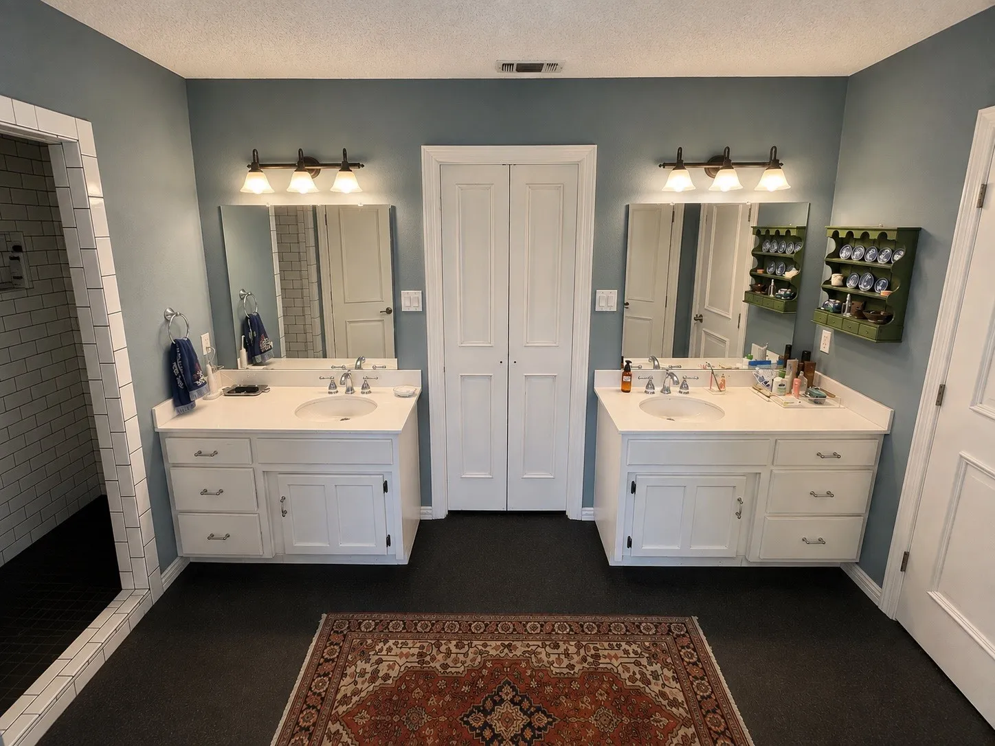 Single Family Residence For Sale in Tarrant County , 2858 Cresthaven Drive, Grapevine, Texas 76051, 3 Bedroom, 2 Bathroom, 2 Garage spaces, 1,894 Sqft, built in 1980, mls#21376127, Real Estate Agent in Grapevine, Homes For Sale in Tarrant county, Homes For Sale in Grapevine, Realtor in Grapevine Texas, Real Estate Brokerage Independent Realty Texas, Luminita Cordes Realtor