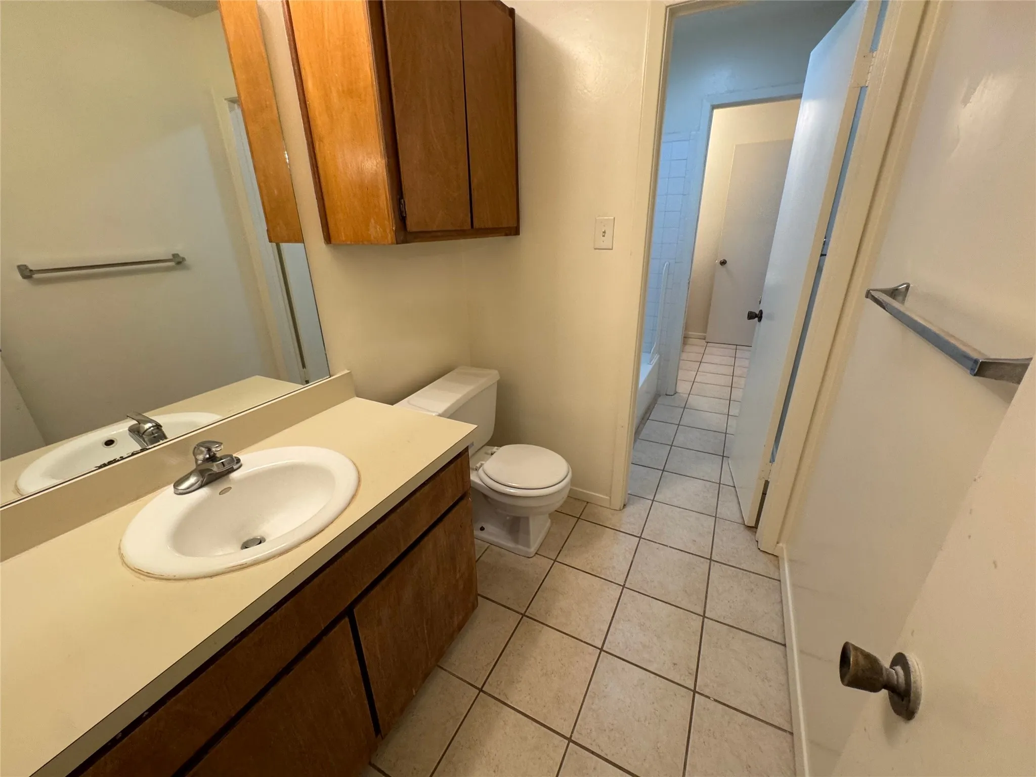 Quadruplex For Rent in Tarrant County , 3514 Smith Barry Road, Pantego, Texas 76013, 2 Bedroom, 3 Bathroom, Garage spaces, 1,200 Sqft, built in 1980, mls#21376309, Real Estate Agent in Pantego, Homes For Rent in Tarrant county, Homes For Rent in Pantego, Realtor in Pantego Texas, Real Estate Brokerage Independent Realty Texas, Luminita Cordes Realtor