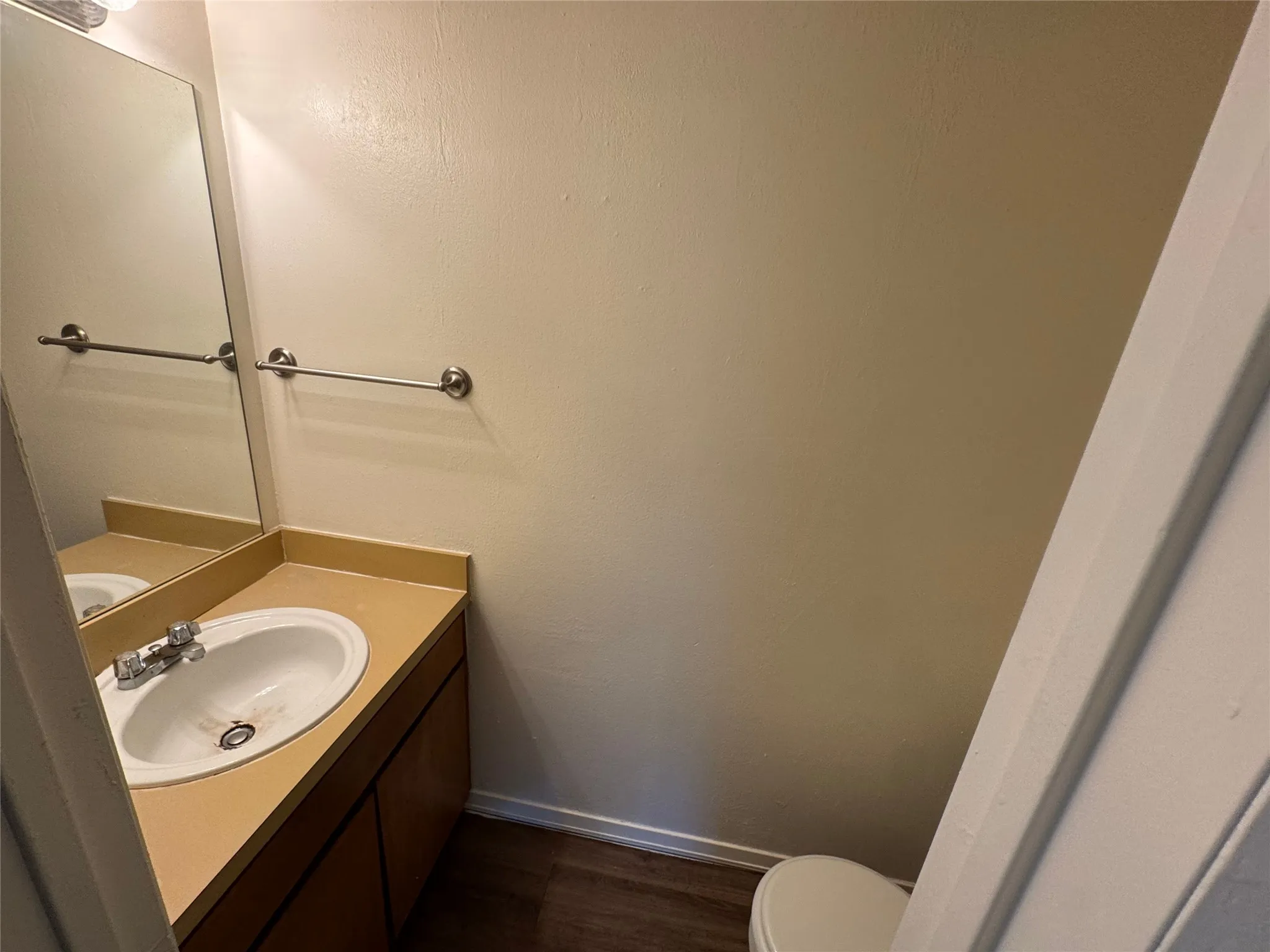 Quadruplex For Rent in Tarrant County , 3514 Smith Barry Road, Pantego, Texas 76013, 2 Bedroom, 3 Bathroom, Garage spaces, 1,200 Sqft, built in 1980, mls#21376309, Real Estate Agent in Pantego, Homes For Rent in Tarrant county, Homes For Rent in Pantego, Realtor in Pantego Texas, Real Estate Brokerage Independent Realty Texas, Luminita Cordes Realtor