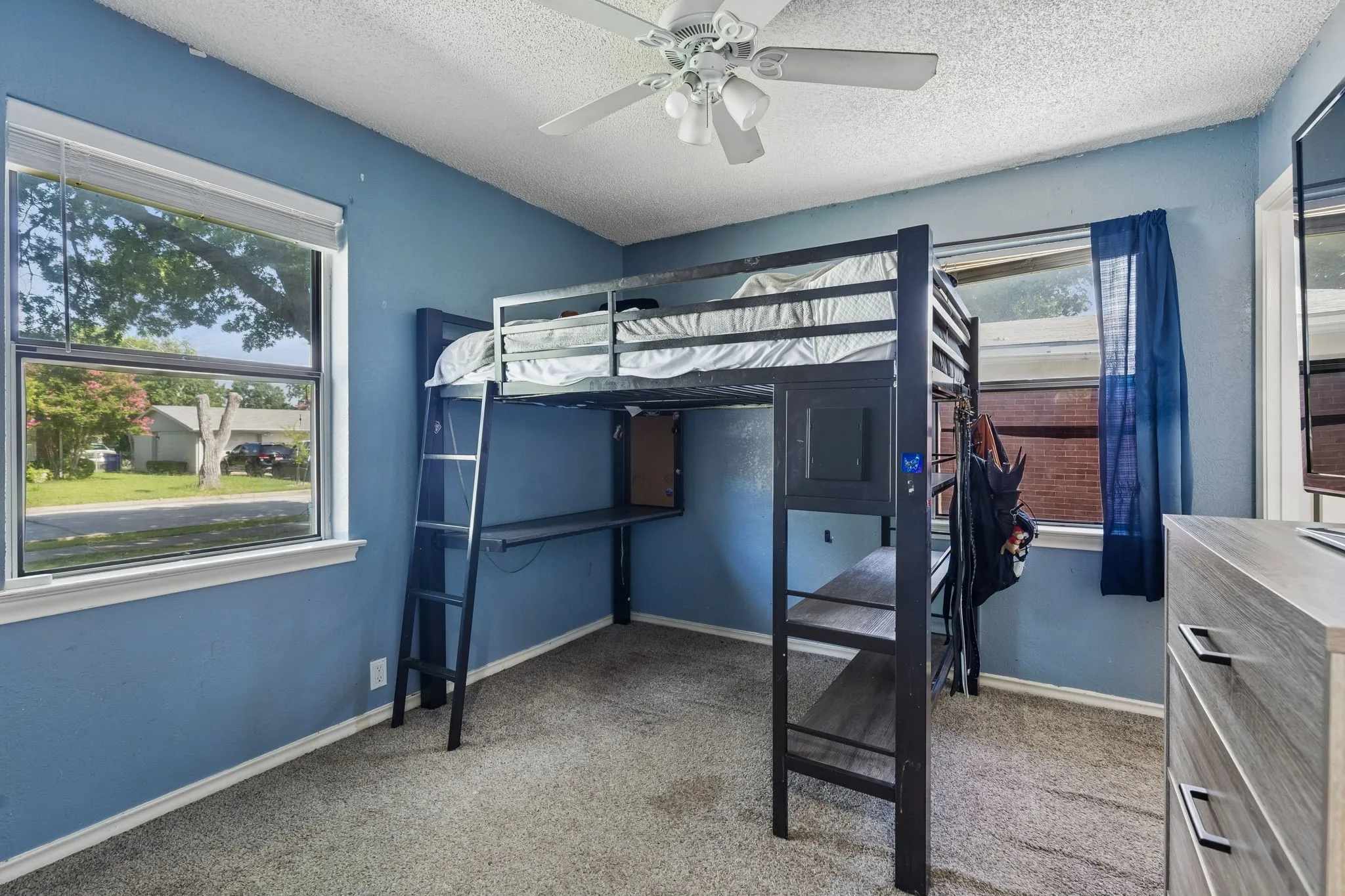 Single Family Residence For Sale in Dallas County , 13955 Birchlawn Drive, Farmers Branch, Texas 75234, 3 Bedroom, 2 Bathroom, 1 Garage spaces, 1,607 Sqft, built in 1956, mls#21376286, Real Estate Agent in Farmers Branch, Homes For Sale in Dallas county, Homes For Sale in Farmers Branch, Realtor in Farmers Branch Texas, Real Estate Brokerage Independent Realty Texas, Luminita Cordes Realtor