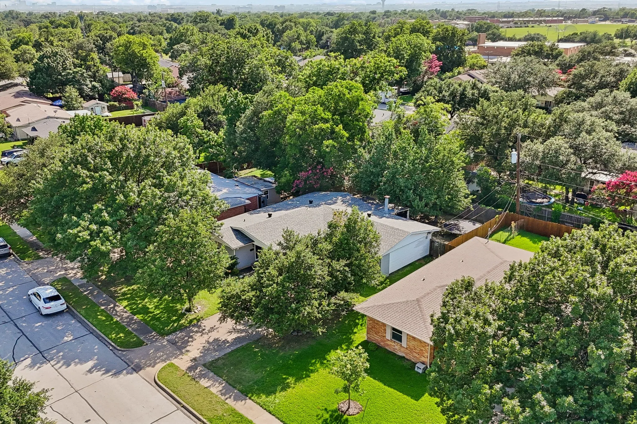 Single Family Residence For Sale in Dallas County , 13955 Birchlawn Drive, Farmers Branch, Texas 75234, 3 Bedroom, 2 Bathroom, 1 Garage spaces, 1,607 Sqft, built in 1956, mls#21376286, Real Estate Agent in Farmers Branch, Homes For Sale in Dallas county, Homes For Sale in Farmers Branch, Realtor in Farmers Branch Texas, Real Estate Brokerage Independent Realty Texas, Luminita Cordes Realtor