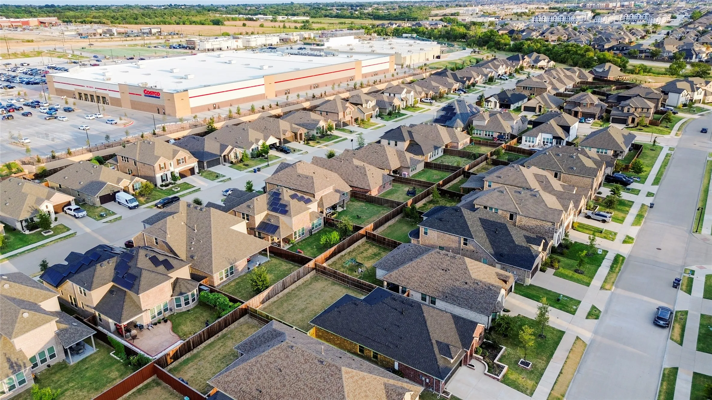 Single Family Residence For Sale in Collin County , 3424 Etta Terrace, Celina, Texas 75009, 4 Bedroom, 3 Bathroom, 2 Garage spaces, 3,359 Sqft, built in 2021, mls#21376195, Real Estate Agent in Celina, Homes For Sale in Collin county, Homes For Sale in Celina, Realtor in Celina Texas, Real Estate Brokerage Independent Realty Texas, Luminita Cordes Realtor