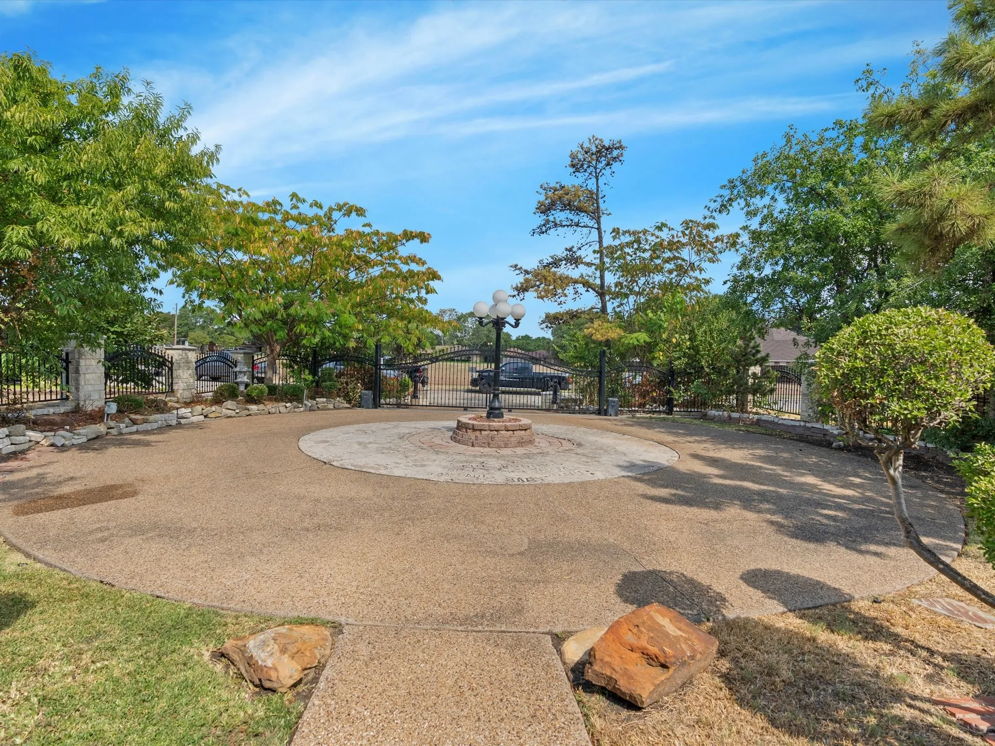 Single Family Residence For Sale in Dallas County , 3024 Encino Drive, Dallas, Texas 75228, 4 Bedroom, 3 Bathroom, 2 Garage spaces, 2,747 Sqft, built in 1991, mls#21376316, Real Estate Agent in Dallas, Homes For Sale in Dallas county, Homes For Sale in Dallas, Realtor in Dallas Texas, Real Estate Brokerage Independent Realty Texas, Luminita Cordes Realtor