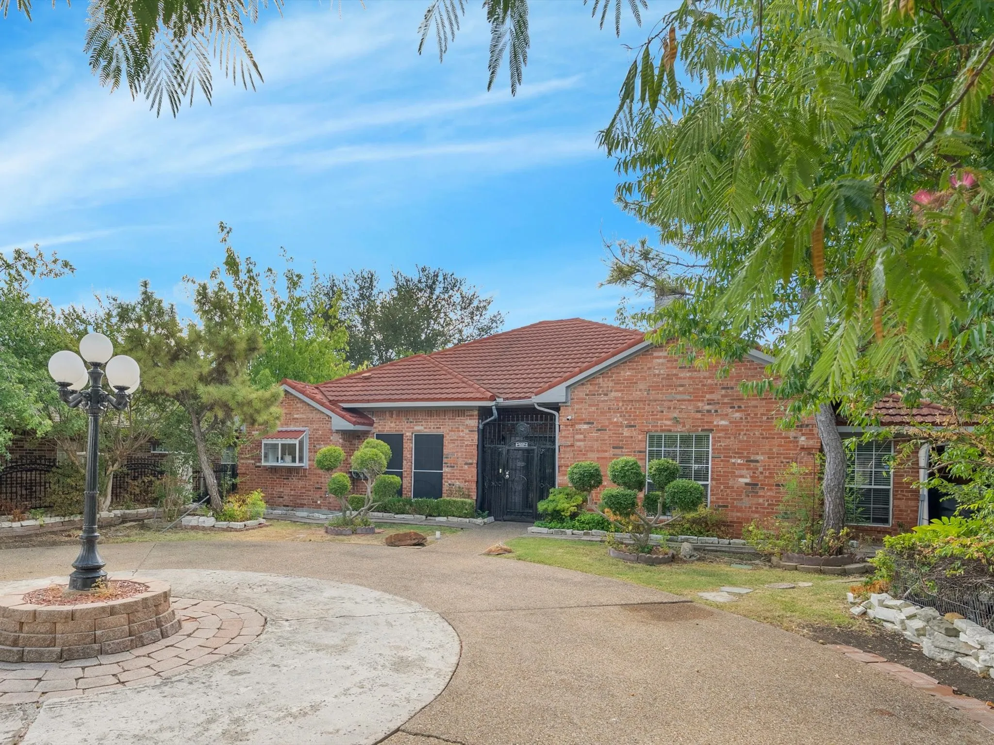 Single Family Residence For Sale in Dallas County , 3024 Encino Drive, Dallas, Texas 75228, 4 Bedroom, 3 Bathroom, 2 Garage spaces, 2,747 Sqft, built in 1991, mls#21376316, Real Estate Agent in Dallas, Homes For Sale in Dallas county, Homes For Sale in Dallas, Realtor in Dallas Texas, Real Estate Brokerage Independent Realty Texas, Luminita Cordes Realtor