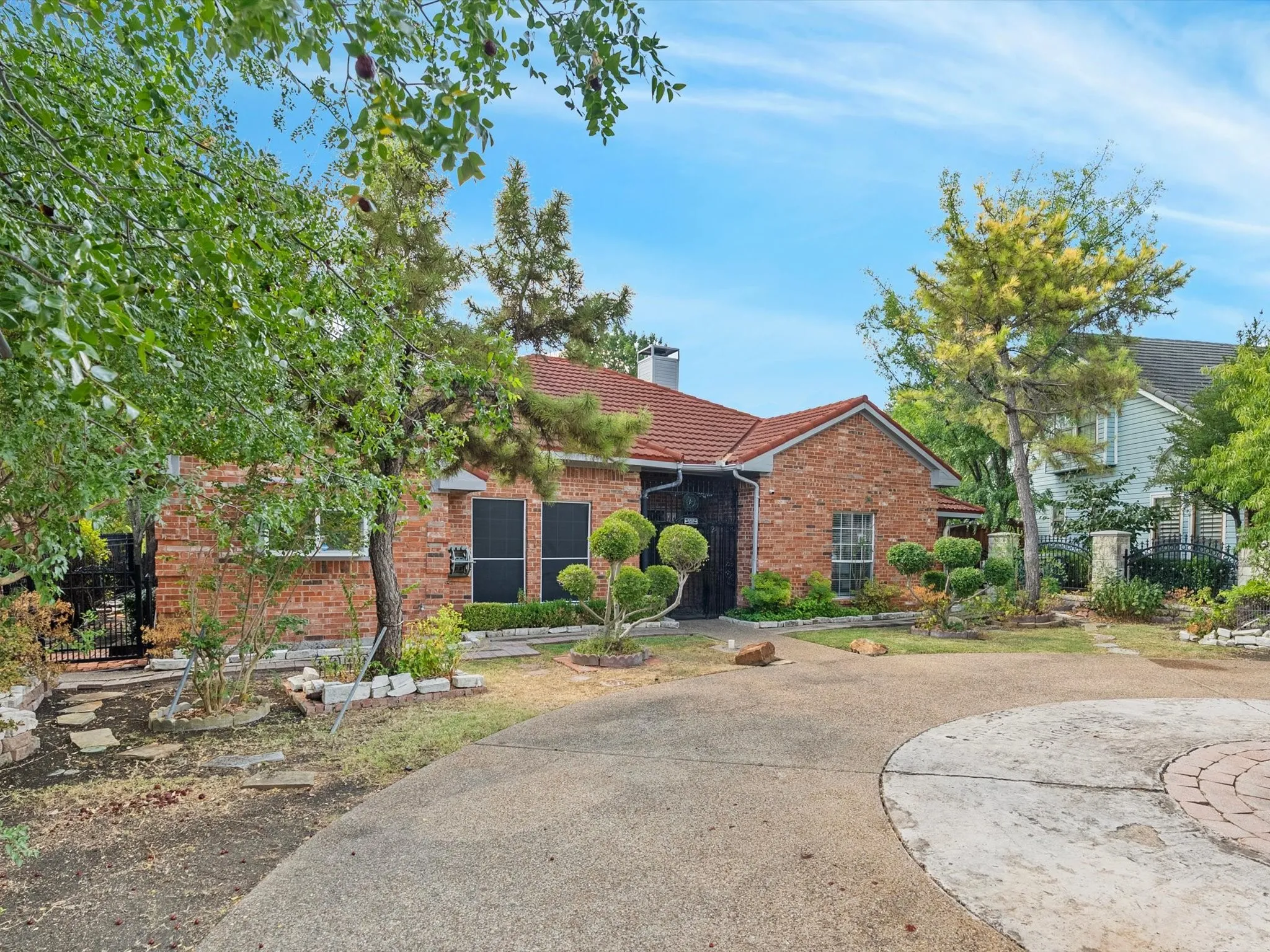 Single Family Residence For Sale in Dallas County , 3024 Encino Drive, Dallas, Texas 75228, 4 Bedroom, 3 Bathroom, 2 Garage spaces, 2,747 Sqft, built in 1991, mls#21376316, Real Estate Agent in Dallas, Homes For Sale in Dallas county, Homes For Sale in Dallas, Realtor in Dallas Texas, Real Estate Brokerage Independent Realty Texas, Luminita Cordes Realtor