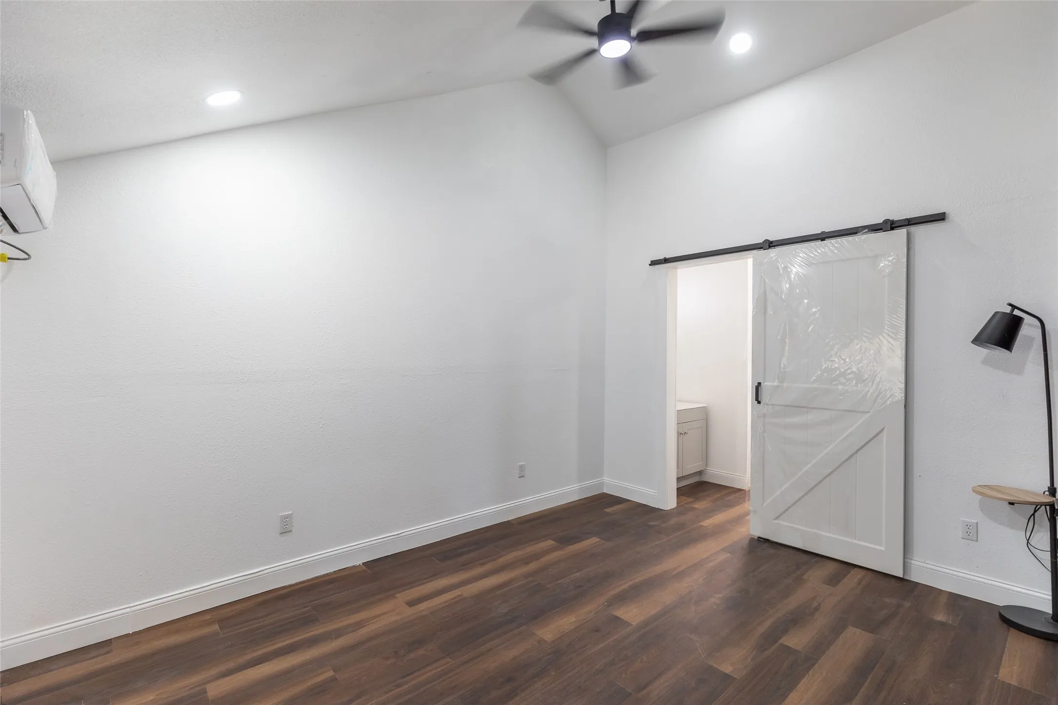 Single Family Residence For Sale in Taylor County , 3010 Bickley Street, Abilene, Texas 79605, 4 Bedroom, 2 Bathroom, Garage spaces, 1,050 Sqft, built in 1945, mls#21373908, Real Estate Agent in Abilene, Homes For Sale in Taylor county, Homes For Sale in Abilene, Realtor in Abilene Texas, Real Estate Brokerage Independent Realty Texas, Luminita Cordes Realtor