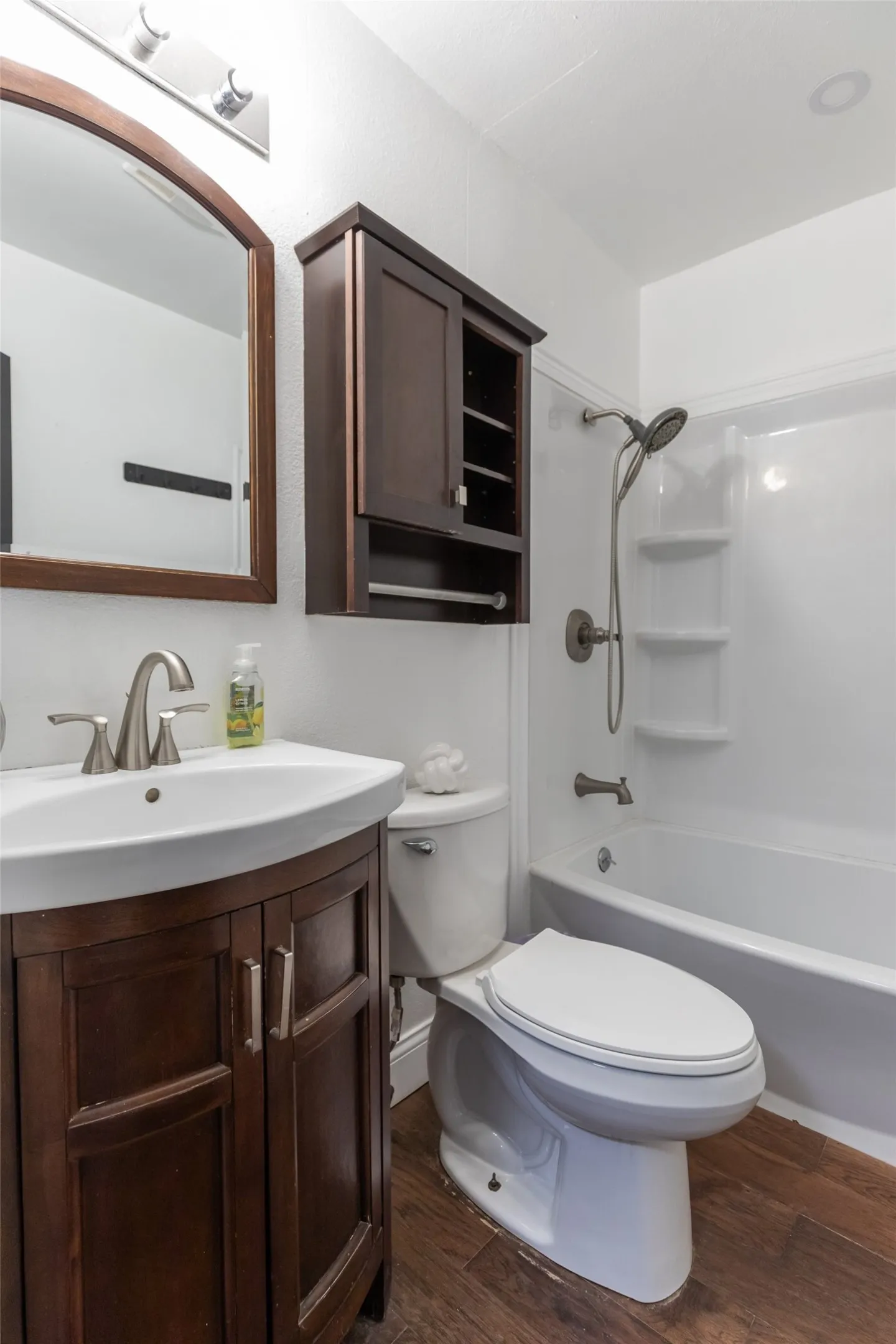 Single Family Residence For Sale in Taylor County , 3010 Bickley Street, Abilene, Texas 79605, 4 Bedroom, 2 Bathroom, Garage spaces, 1,050 Sqft, built in 1945, mls#21373908, Real Estate Agent in Abilene, Homes For Sale in Taylor county, Homes For Sale in Abilene, Realtor in Abilene Texas, Real Estate Brokerage Independent Realty Texas, Luminita Cordes Realtor