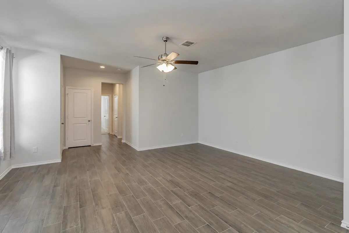 Single Family Residence For Rent in Kaufman County , 2112 River Pine Road, Forney, Texas 75126, 3 Bedroom, 2 Bathroom, 2 Garage spaces, 1,424 Sqft, built in 2023, mls#21376267, Real Estate Agent in Forney, Homes For Rent in Kaufman county, Homes For Rent in Forney, Realtor in Forney Texas, Real Estate Brokerage Independent Realty Texas, Luminita Cordes Realtor