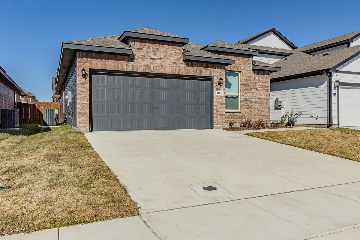Single Family Residence For Rent in Kaufman County , 2112 River Pine Road, Forney, Texas 75126, 3 Bedroom, 2 Bathroom, 2 Garage spaces, 1,424 Sqft, built in 2023, mls#21376267, Real Estate Agent in Forney, Homes For Rent in Kaufman county, Homes For Rent in Forney, Realtor in Forney Texas, Real Estate Brokerage Independent Realty Texas, Luminita Cordes Realtor