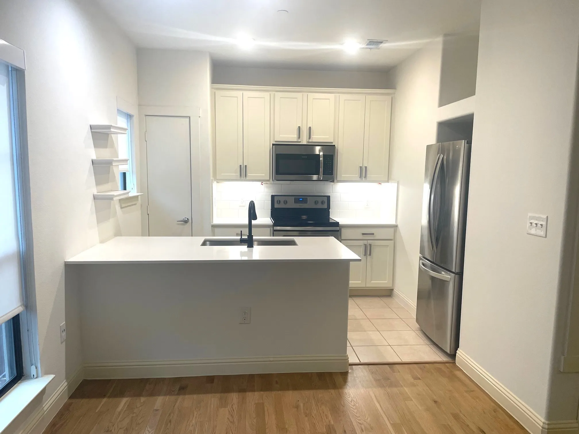 Condominium For Rent in Dallas County , 6159 Oram Street 104, Dallas, Texas 75214, 2 Bedroom, 2 Bathroom, 2 Garage spaces, 1,023 Sqft, built in 2007, mls#21374213, Real Estate Agent in Dallas, Homes For Rent in Dallas county, Homes For Rent in Dallas, Realtor in Dallas Texas, Real Estate Brokerage Independent Realty Texas, Luminita Cordes Realtor