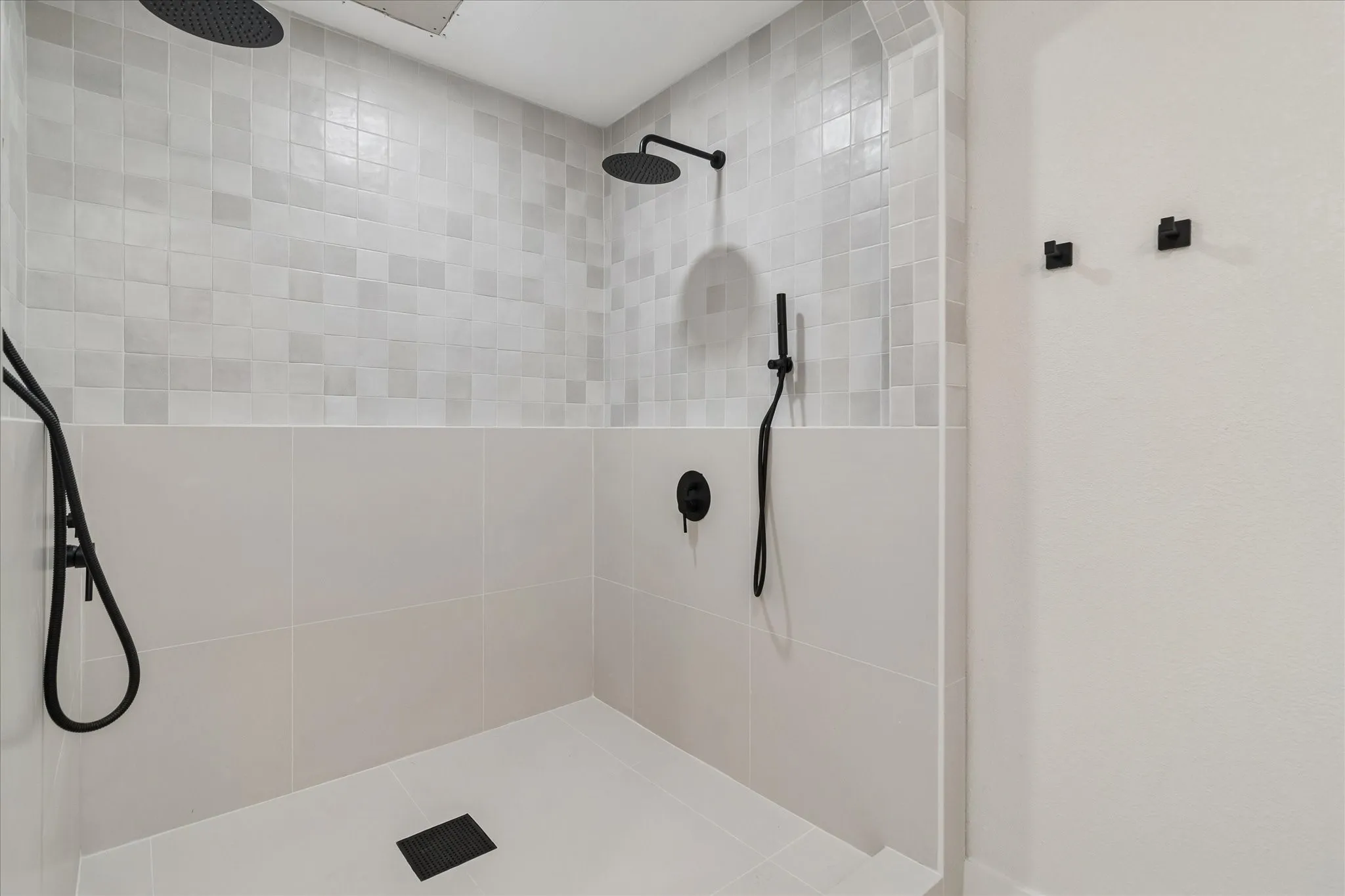 Single Family Residence For Sale in Collin County , 903 Emerson Drive, Allen, Texas 75002, 4 Bedroom, 3 Bathroom, Garage spaces, 2,200 Sqft, built in 1975, mls#21361526, Real Estate Agent in Allen, Homes For Sale in Collin county, Homes For Sale in Allen, Realtor in Allen Texas, Real Estate Brokerage Independent Realty Texas, Luminita Cordes Realtor